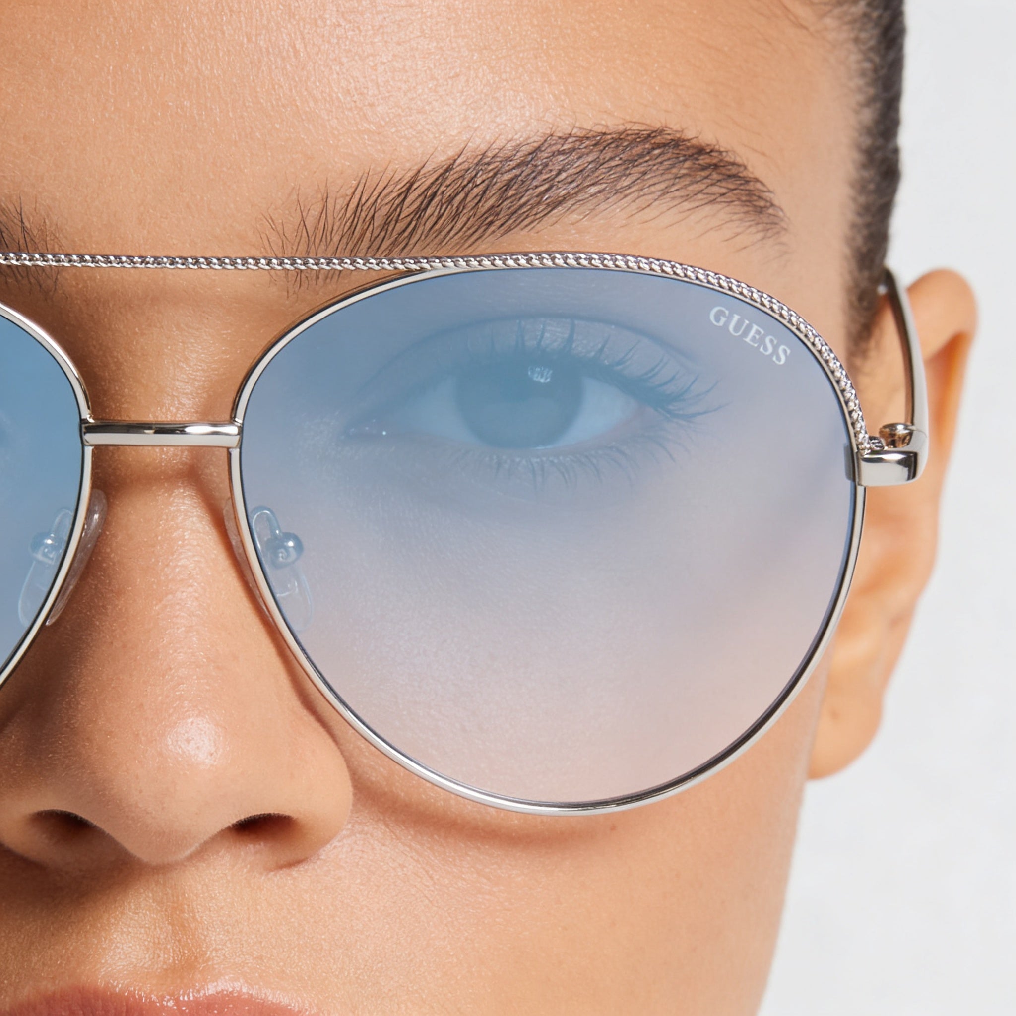 GUESS 63 Mm Gf0391 Women's Shiny Light Nickeltin Gradient Blue Frame Gradient Sunglasses 140mm, Photo 5