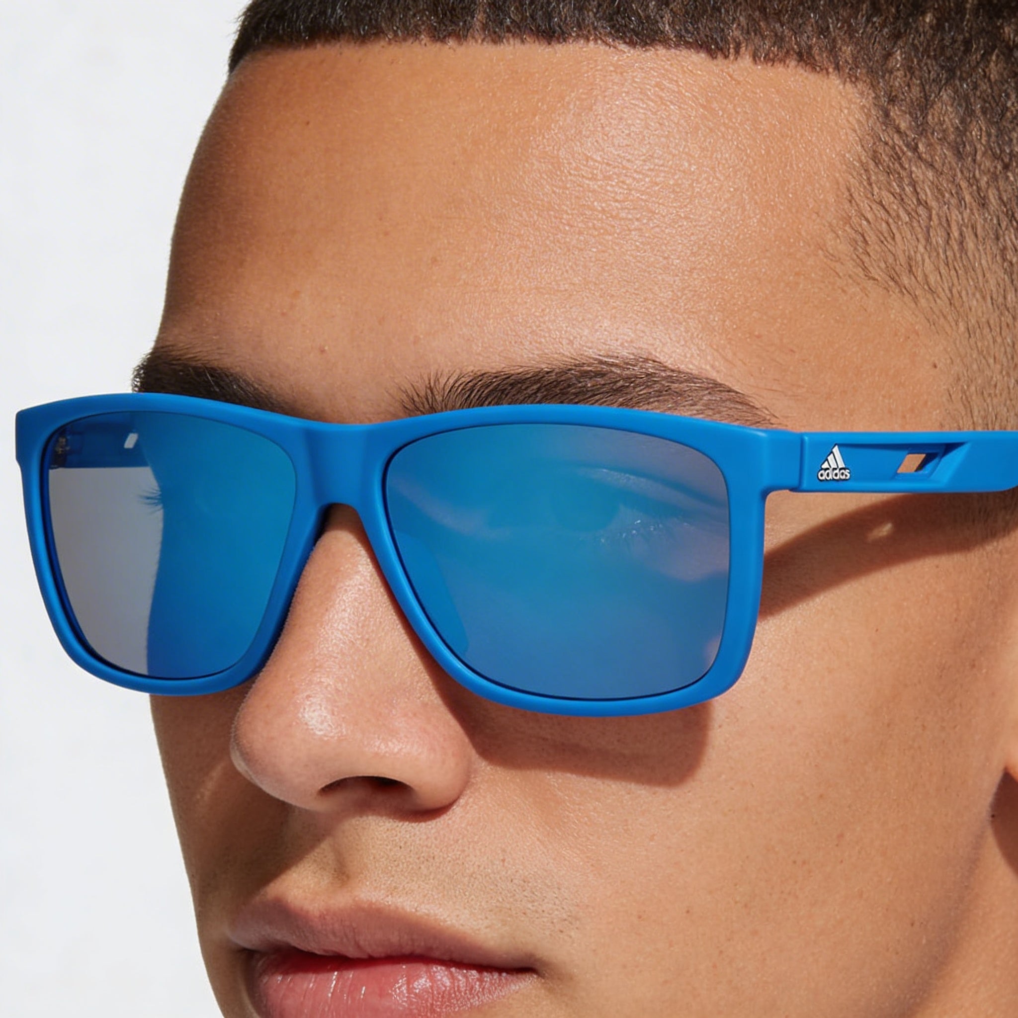 Adidas Gafas de sol inyectadas para hombre Plástico inyectado Montura azul Lentes de espejo azules 60mm Protección UV Sin polarizar, Photo 4