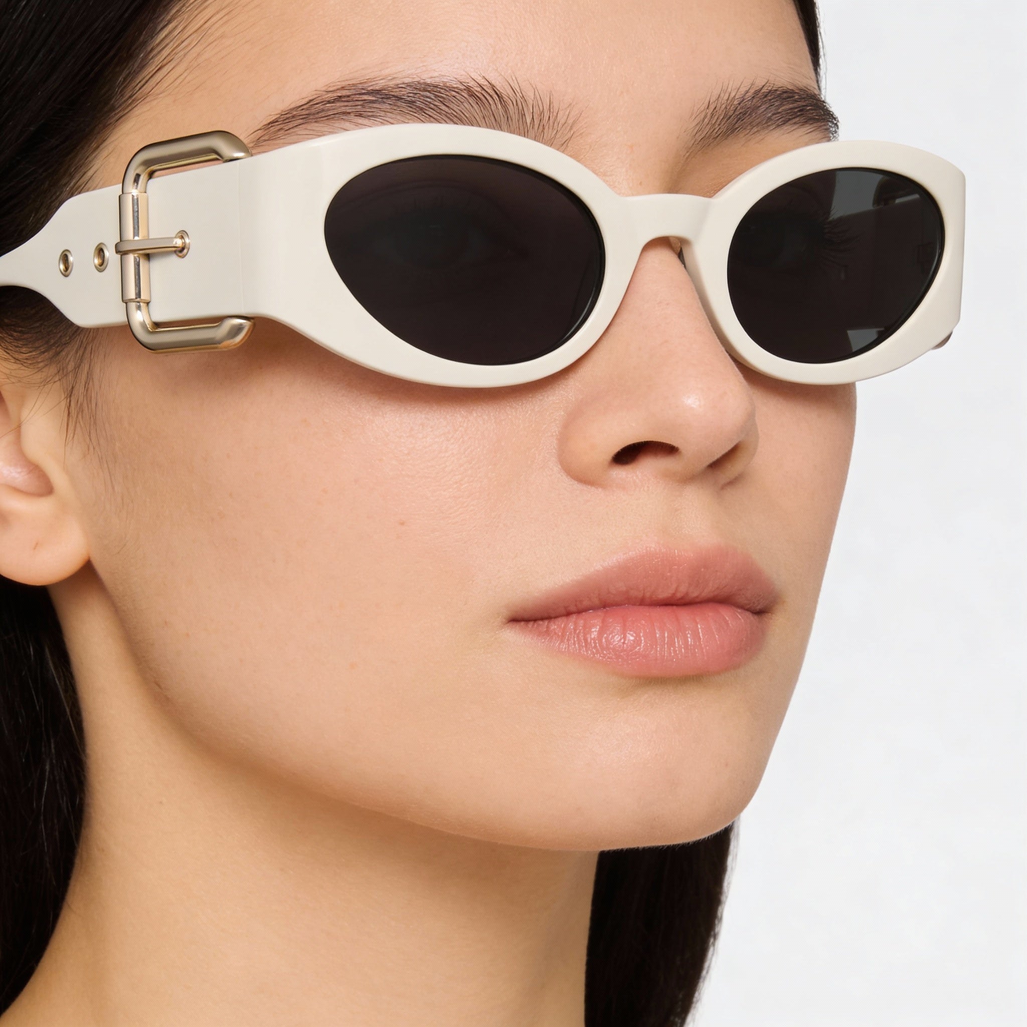 Moschino Metal Trim Women's Ivory Polyamide Injection Grilamid Frame for Prescription Lenses 53-23-135mm, Photo 4
