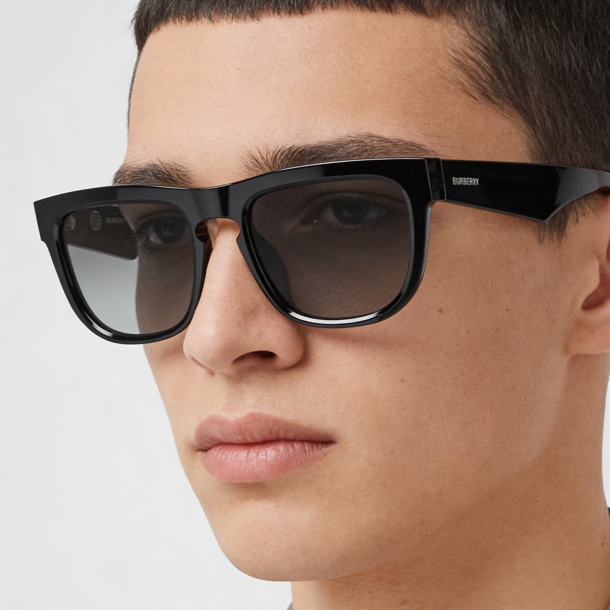 BURBERRY Unisex Sunglasses, Acetate Frame, Top Black on Vintage Check Dark Grey, 100% UV Protection, 56mm, Photo 5