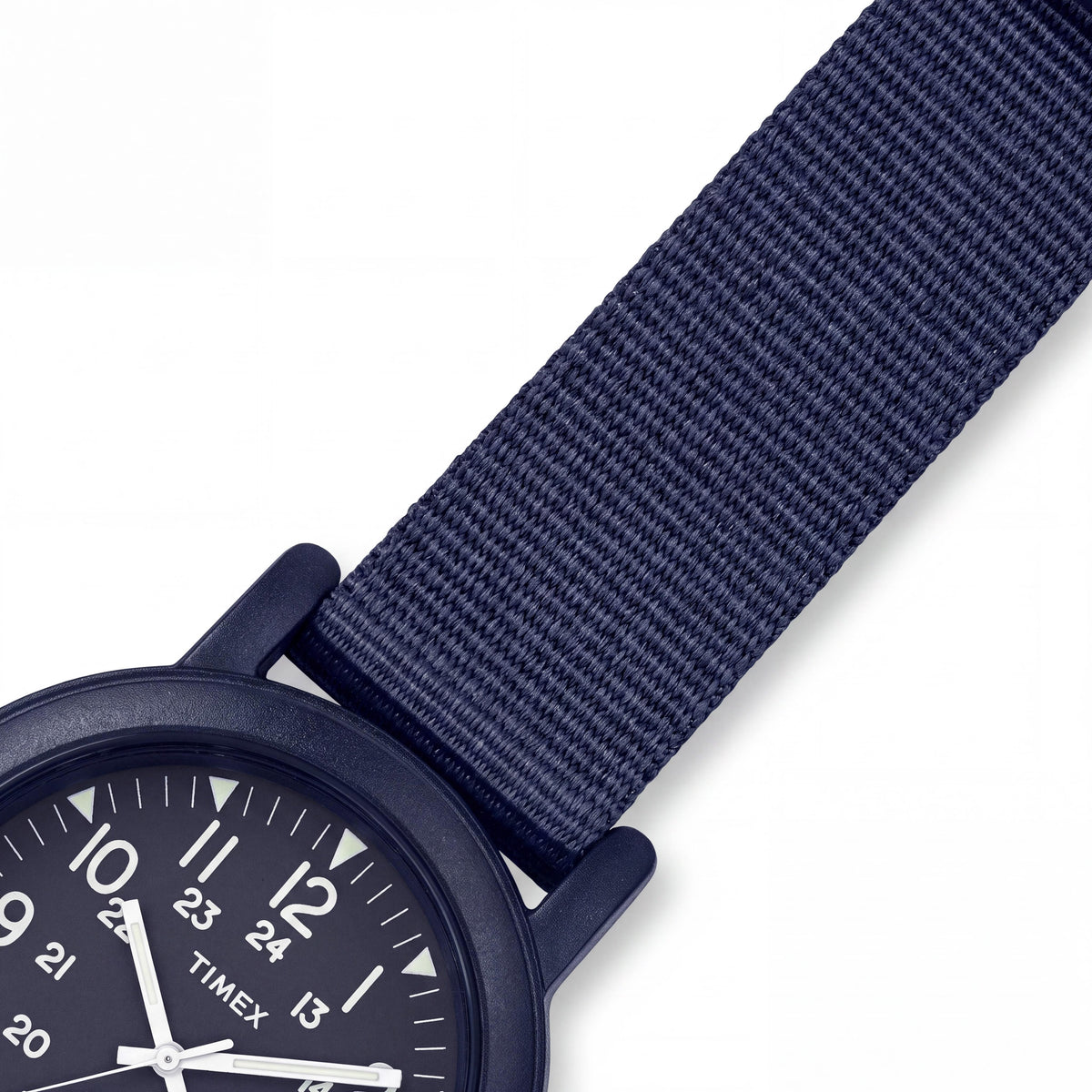 Reloj de pulsera Timex para hombre, caja y correa de tono azul, pantalla analógica, movimiento de cuarzo, resistente al agua, Photo 3
