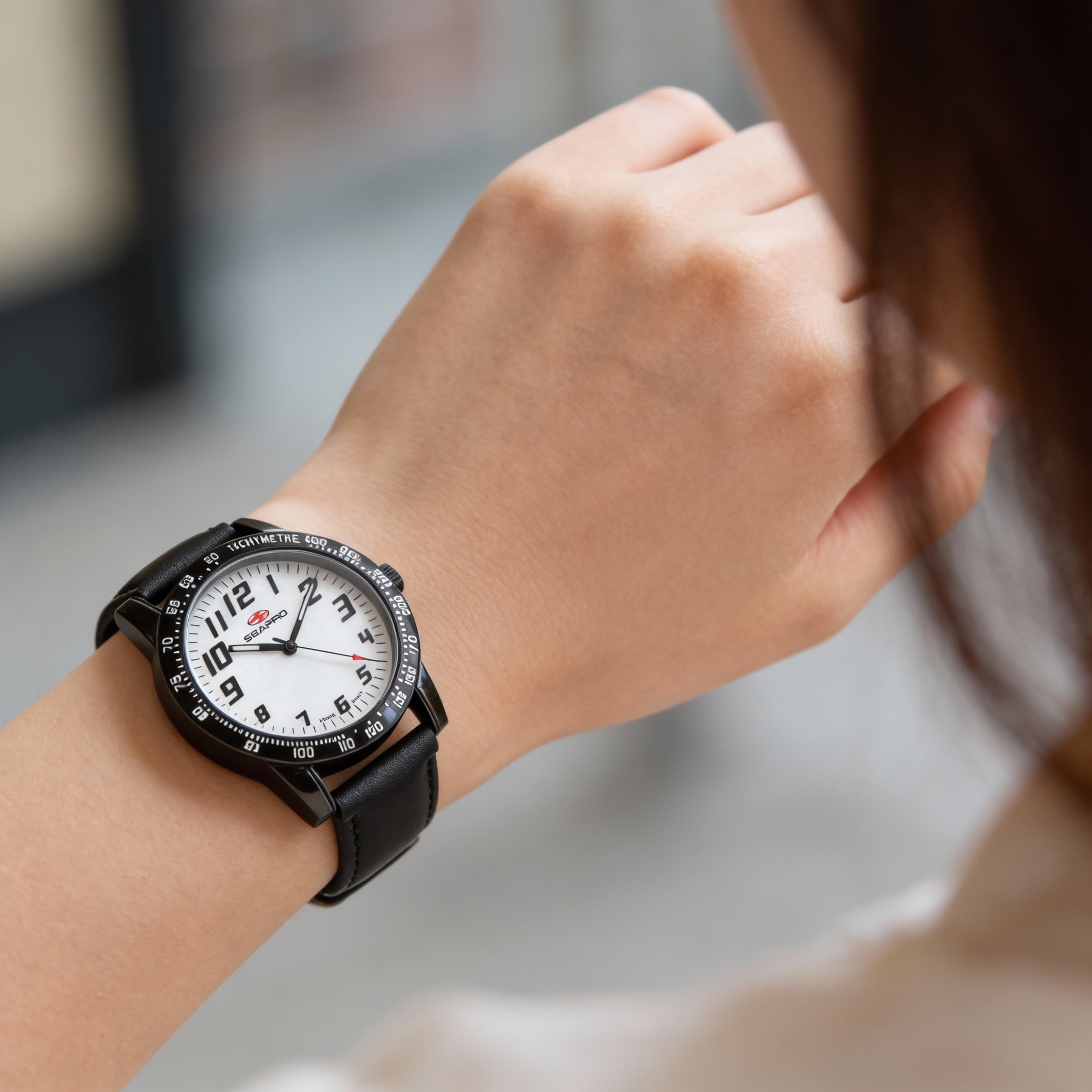 Seapro Women's Dress Watch, 38mm Alloy Case, Black Leather Strap, White Mother of Pearl Dial, Water-Resistant, Photo 3