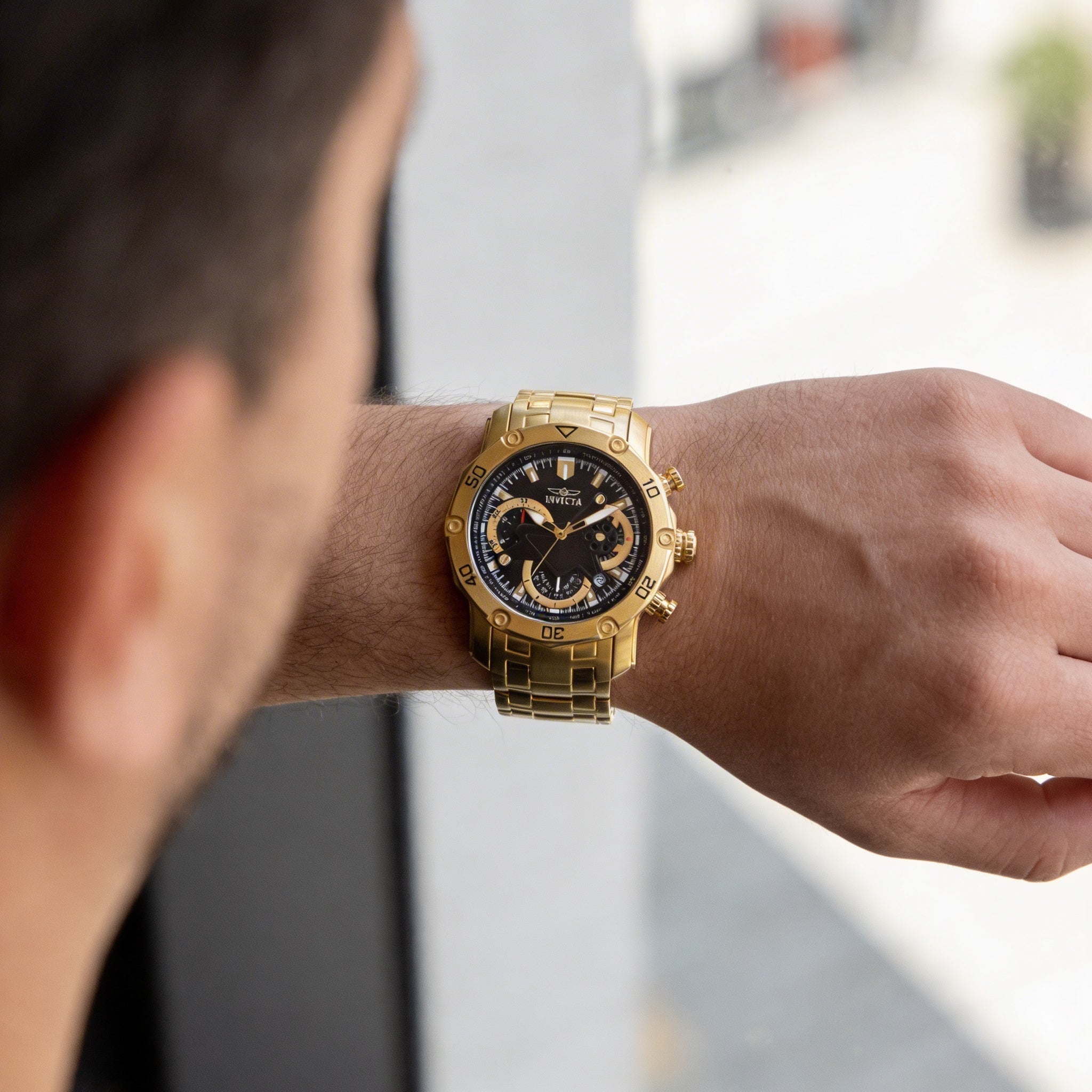 Reloj de buceo Invicta Pro Diver SCUBA 22767 de acero inoxidable dorado con cronógrafo de cuarzo y caja de 50 mm para hombre., Photo 4