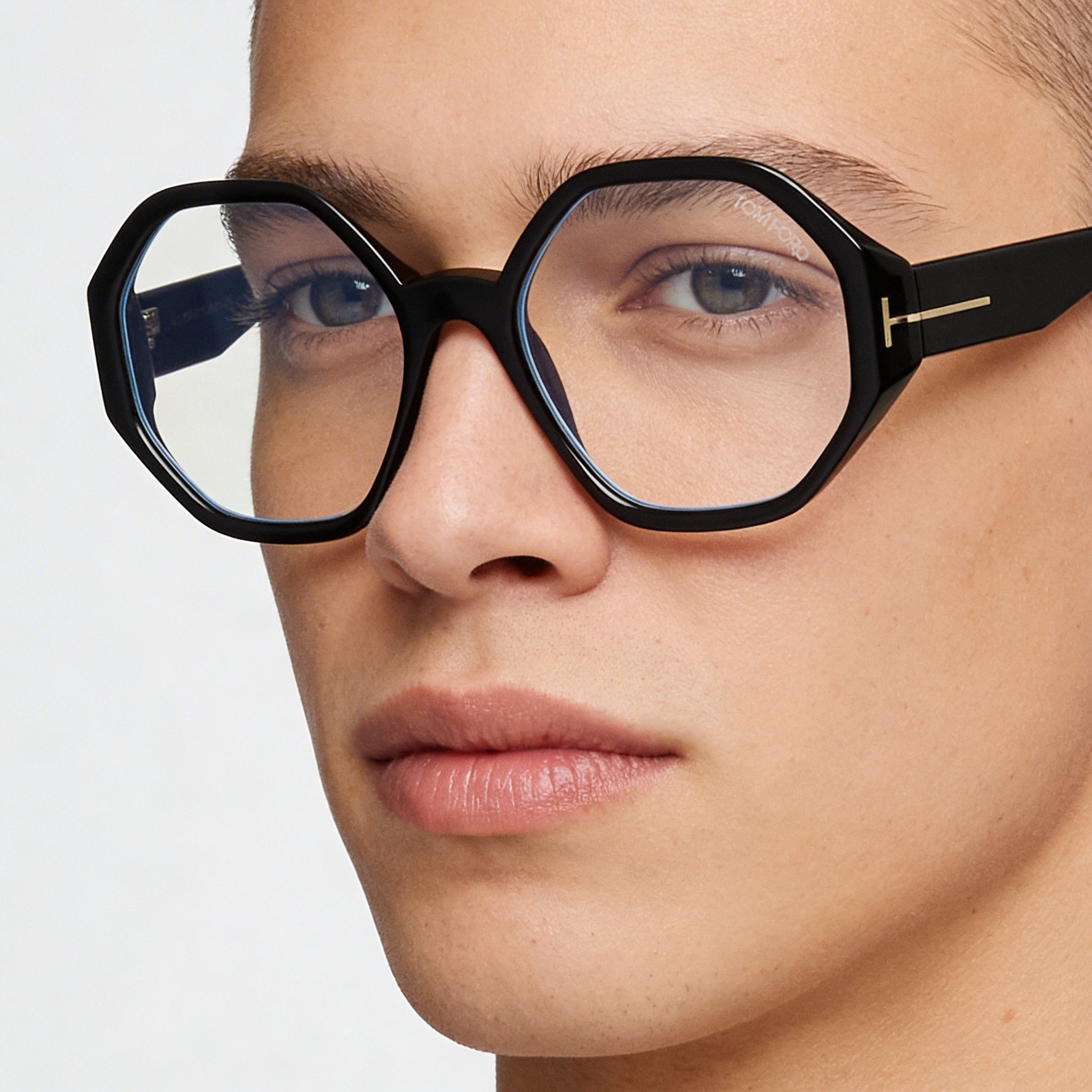 Tom Ford FT5967-B Unisex Black Eyewear with Polycarbonate Lenses, Lens Width 53mm, Bridge 18mm, Temple 140mm, Photo 4