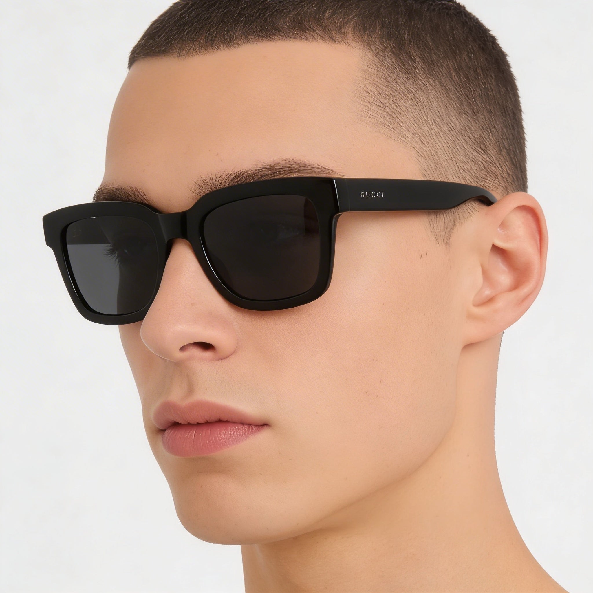 Gafas de sol cuadradas de plástico negras para hombre Gucci GG0001SN-001 con protección UV, micas negras ahumadas, ancho de mica de 52 mm, Photo 4