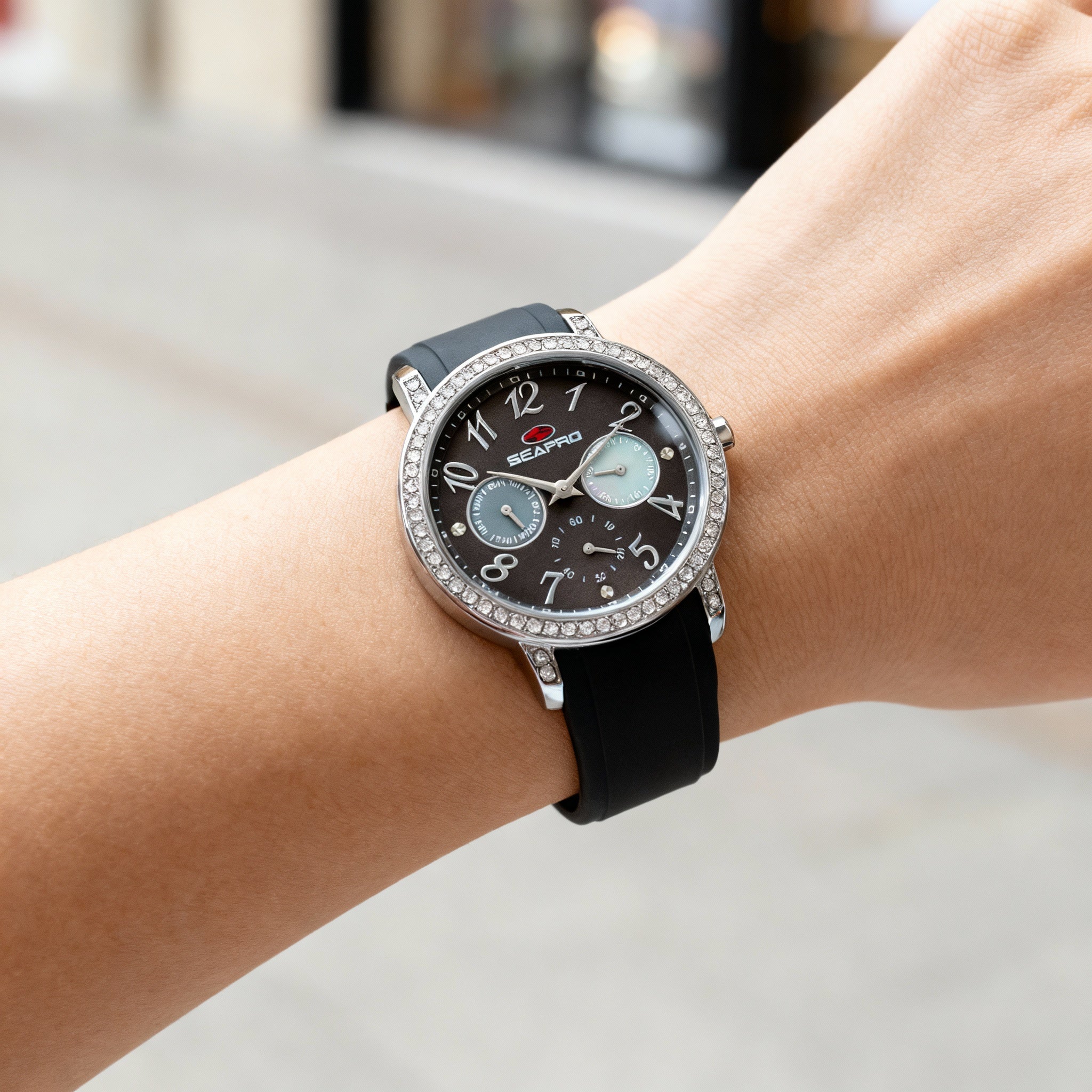 Seapro Casual Women's Stainless Steel Quartz Multifunction Watch, Grey Dial, D-Crystals Bezel, 50m WR, Photo 5