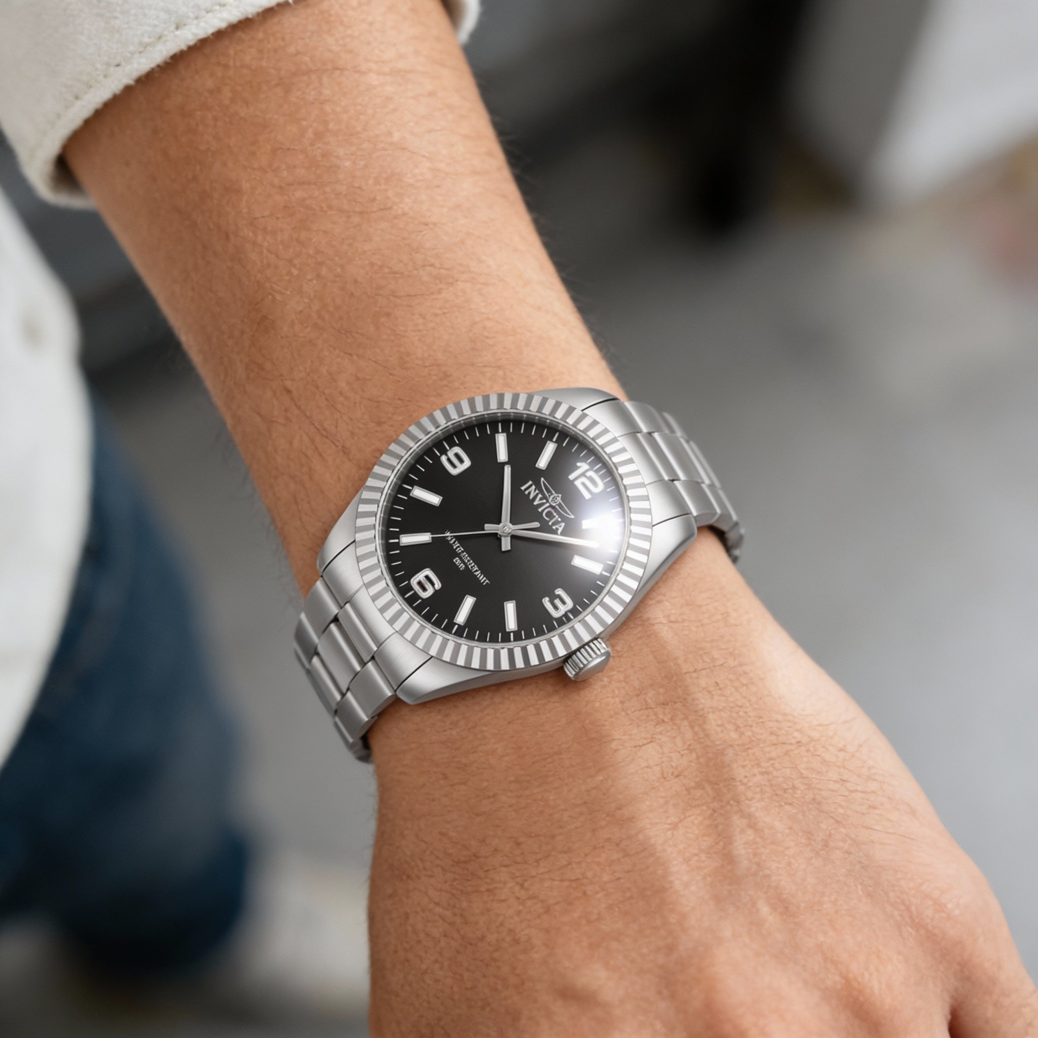 Invicta Specialty 47448 Unisex Quartz Stainless Steel Bracelet Watch, Black Dial, 43mm Case, 50m Water Resistant, Photo 4