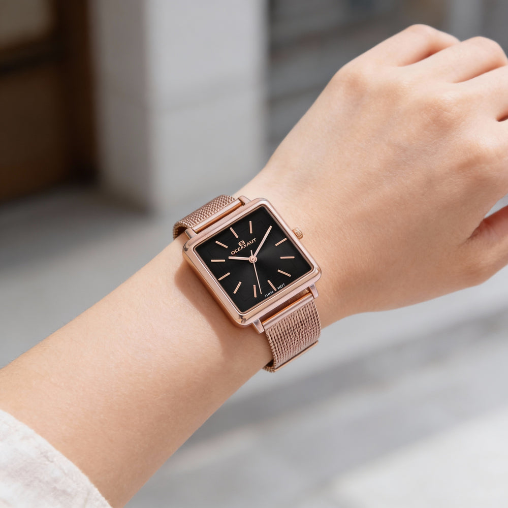 Reloj de cuarzo Oceanaut para mujer, caja y pulsera de acero inoxidable en oro rosa, esfera negra, resistente al agua hasta 30 m.