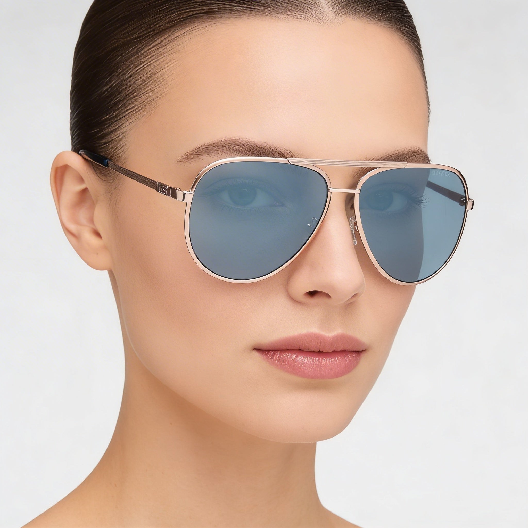 Gafas de sol Guess de aviador a rayas para mujer, montura dorada pálida, lentes azules, protección UV, 61 mm, Photo 5