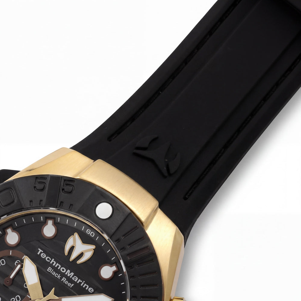 Reloj de cuarzo cronógrafo para hombre TechnoMarine Reef TM-523012 con caja de acero inoxidable negra y dorada y correa de silicona de 45 mm