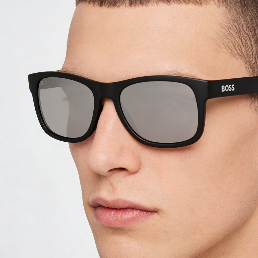 Gafas de sol Hugo Boss B1568s para hombre, montura ligera en negro mate, lentes con protección UV, talla 55-18-145
