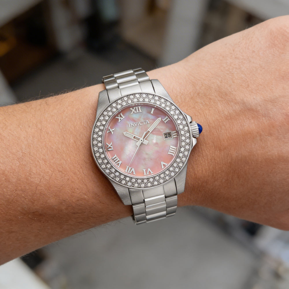 Reloj unisex Invicta Angel 36070 de acero inoxidable con esfera rosa y pulsera resistente al agua de 34 mm.