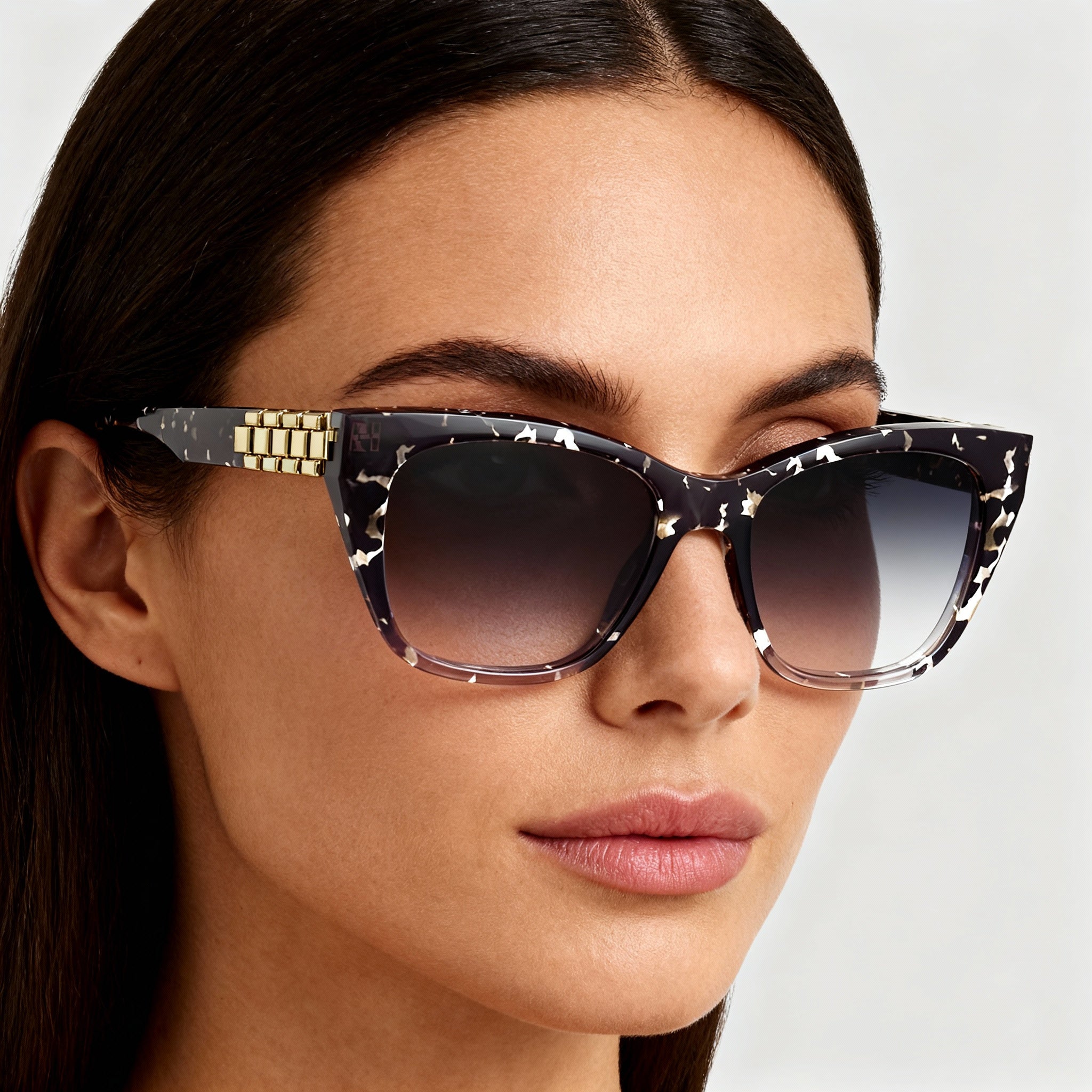 Victoria Beckham Modern Women's Acetate Black Havana Sunglasses with Non-polarised Lenses 52mm, Photo 4