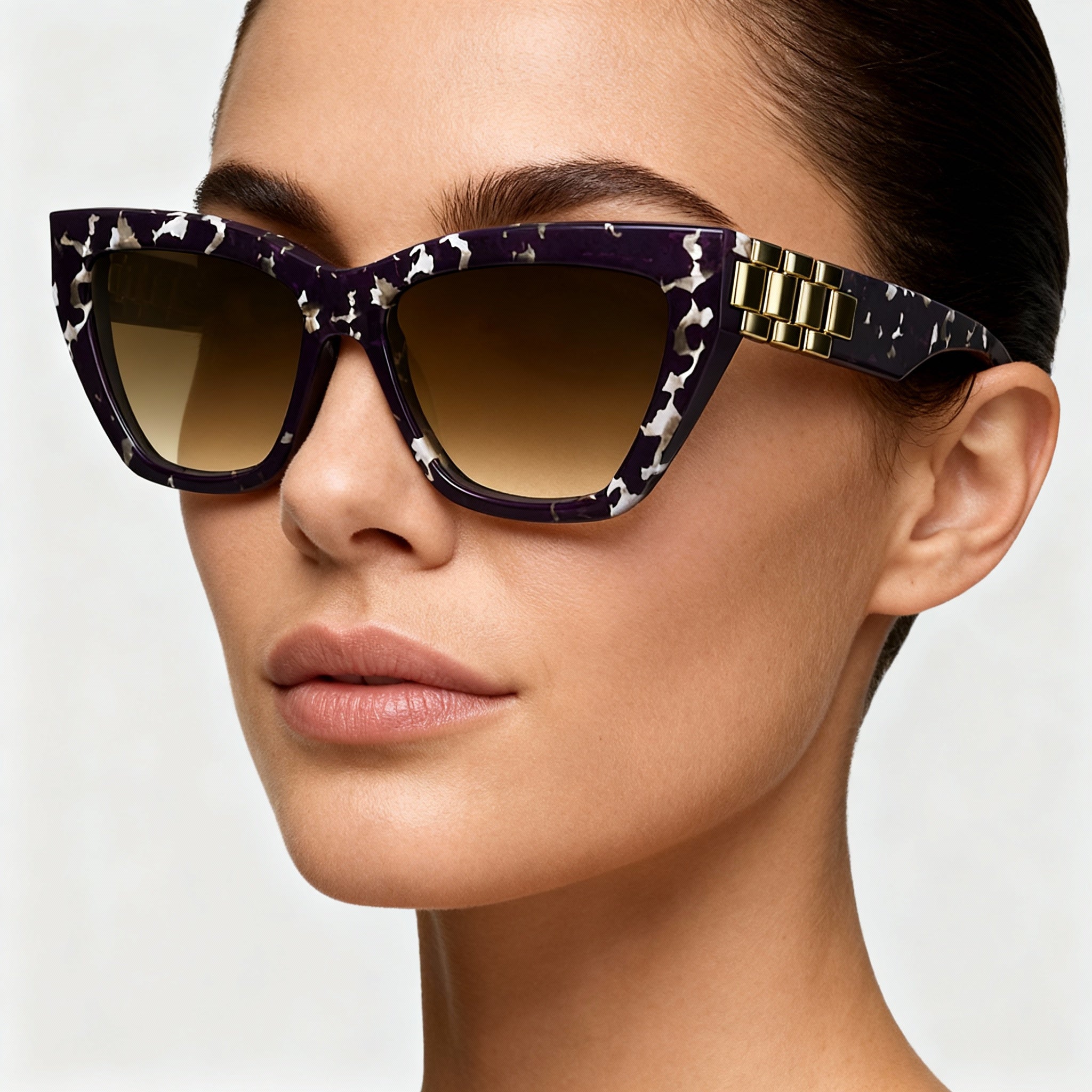 Victoria Beckham Women's Modern Acetate Non-Polarized Sunglasses Black Havana 55mm, Photo 3