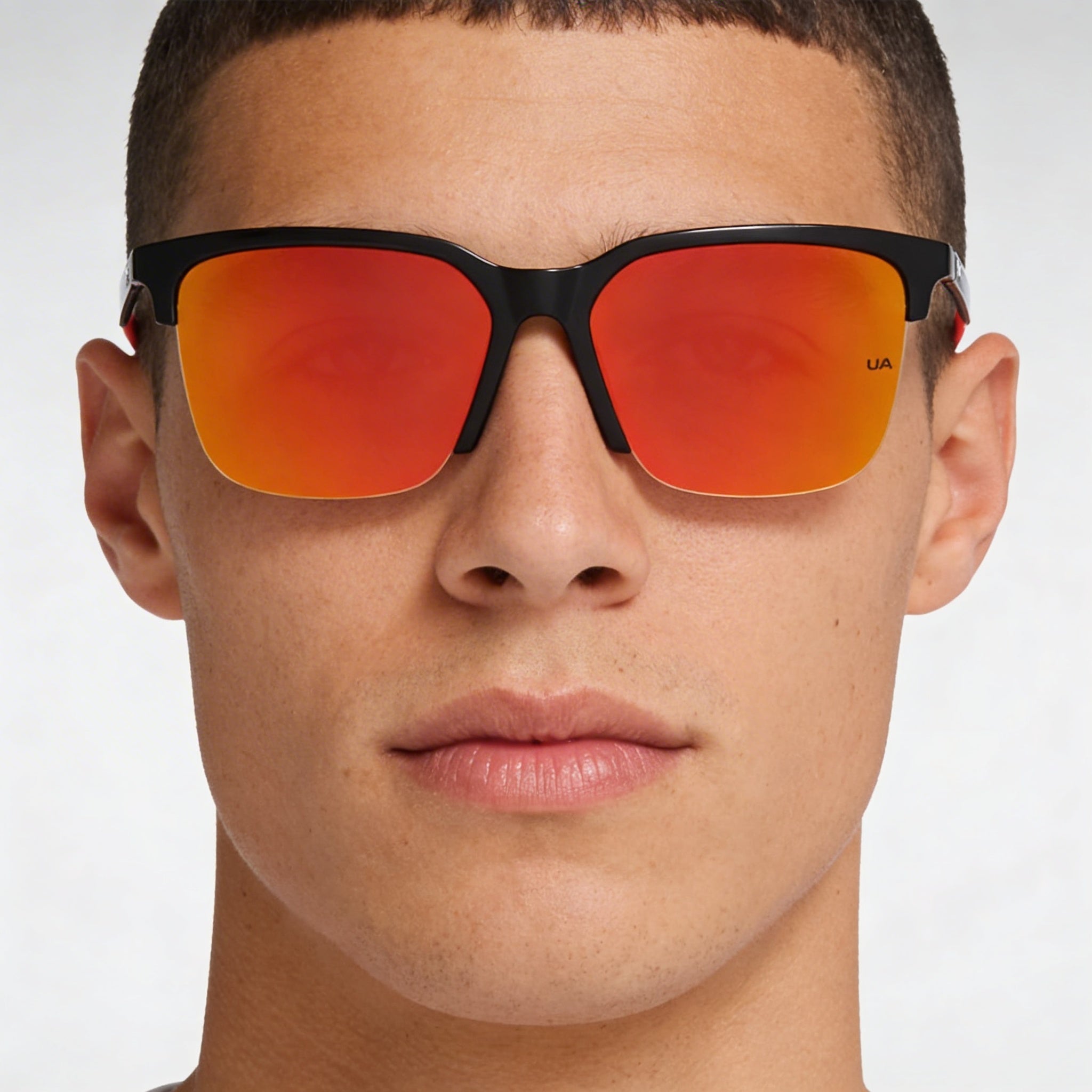 Under Armour UA PHENOM/F Gafas de sol unisex negras y rojas con montura de poliamida, protección UV y lentes no polarizadas de 57 mm, Photo 4
