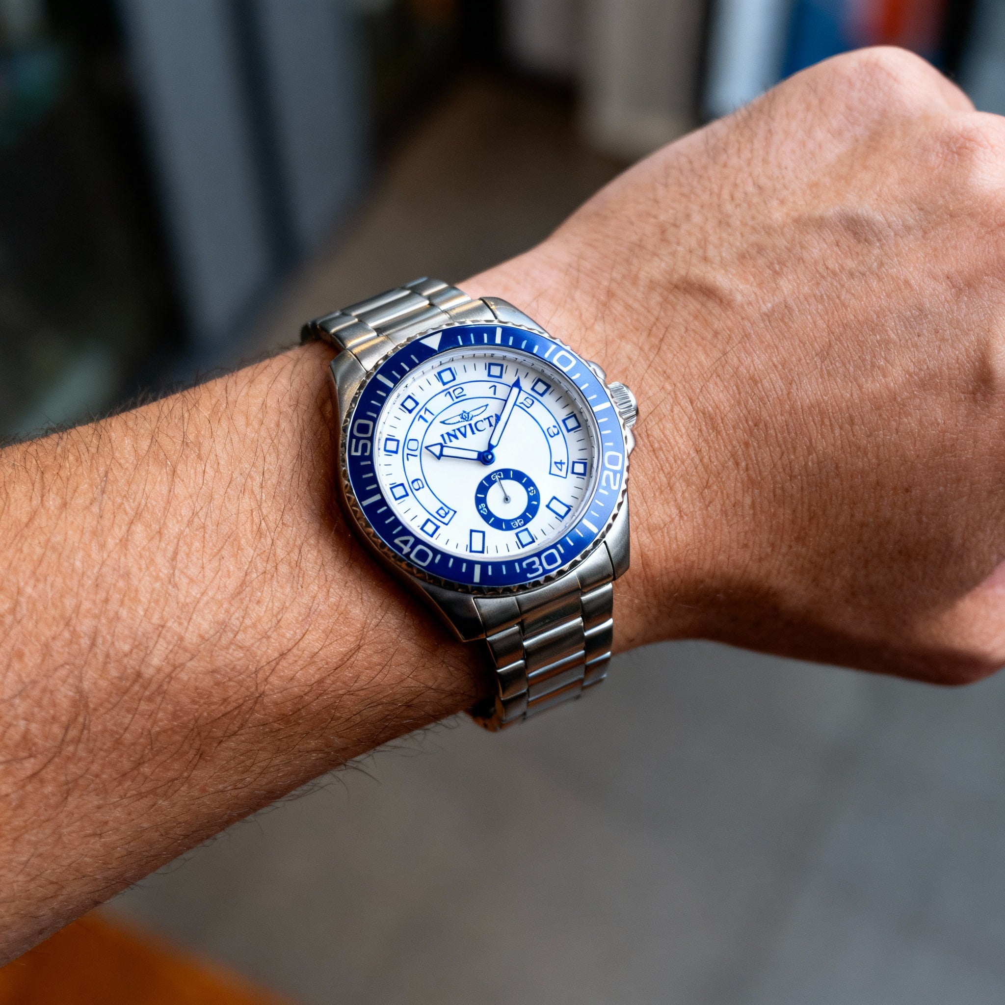 Reloj de cuarzo unisex Invicta Pro Diver 47124 de acero inoxidable plateado de 44 mm, resistente al agua hasta 5 bares., Photo 4