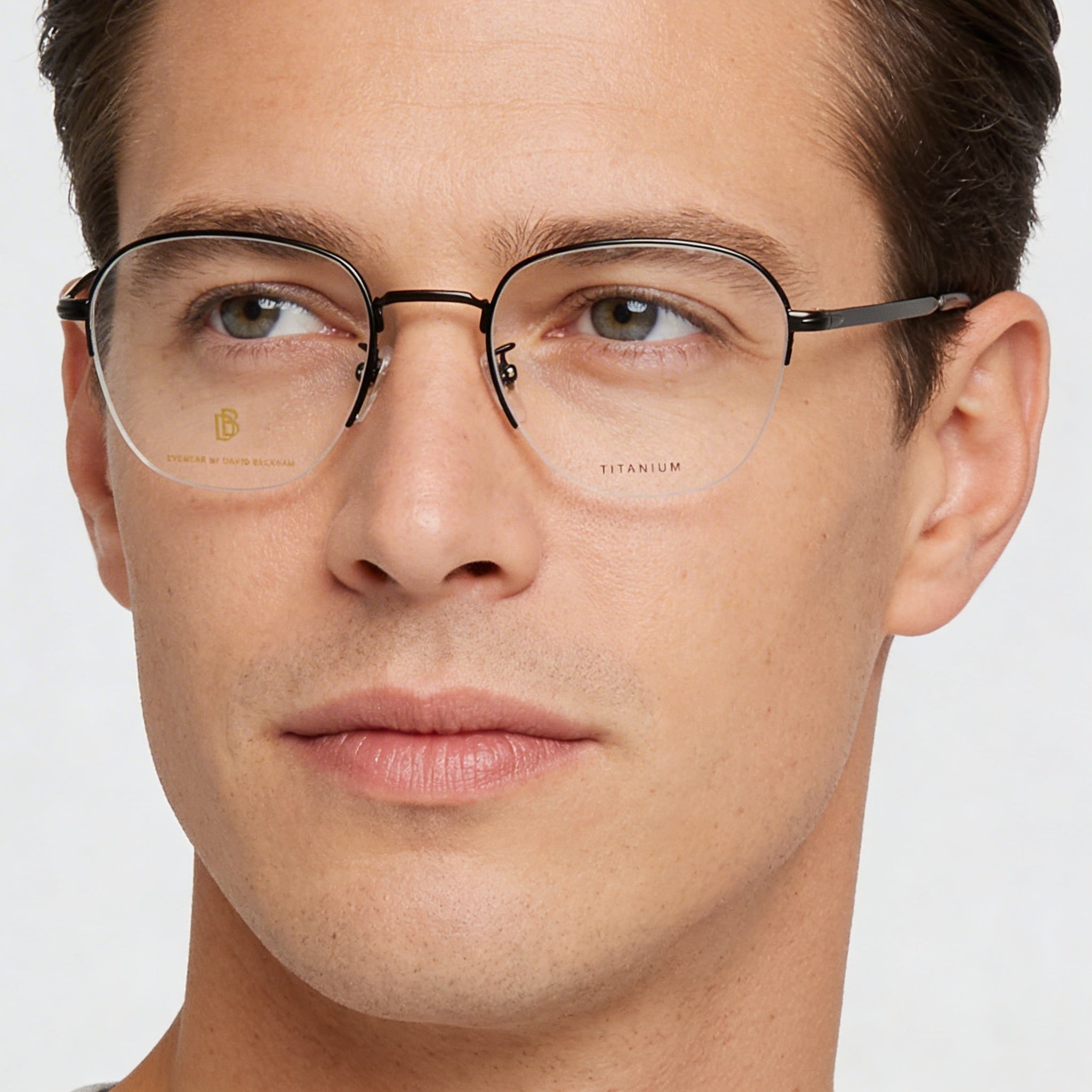Gafas de sol David Beckham DB 1109/G para hombre, ligeras, con montura de titanio y acabado en negro rutenio oscuro, 52 mm, Photo 3
