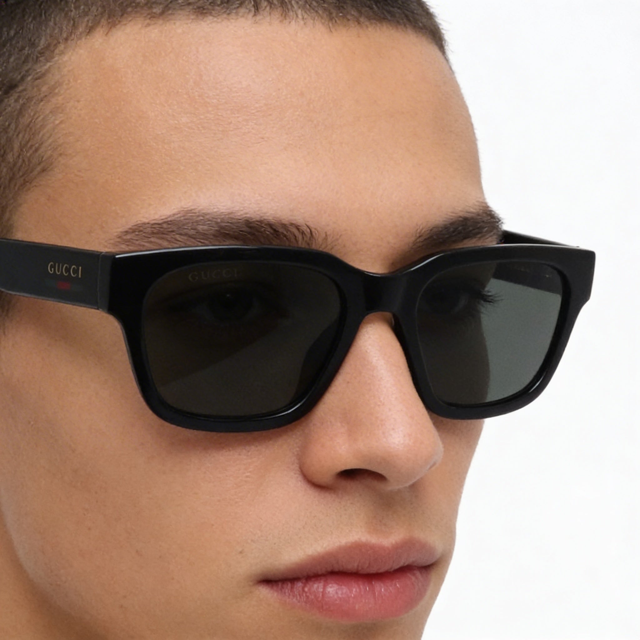 Gafas de sol Gucci Modern GG1857S-001 unisex con montura de plástico negra y lentes negras no polarizadas, lentes de 55 mm, puente de 20 mm, patillas de 145 mm., Photo 5