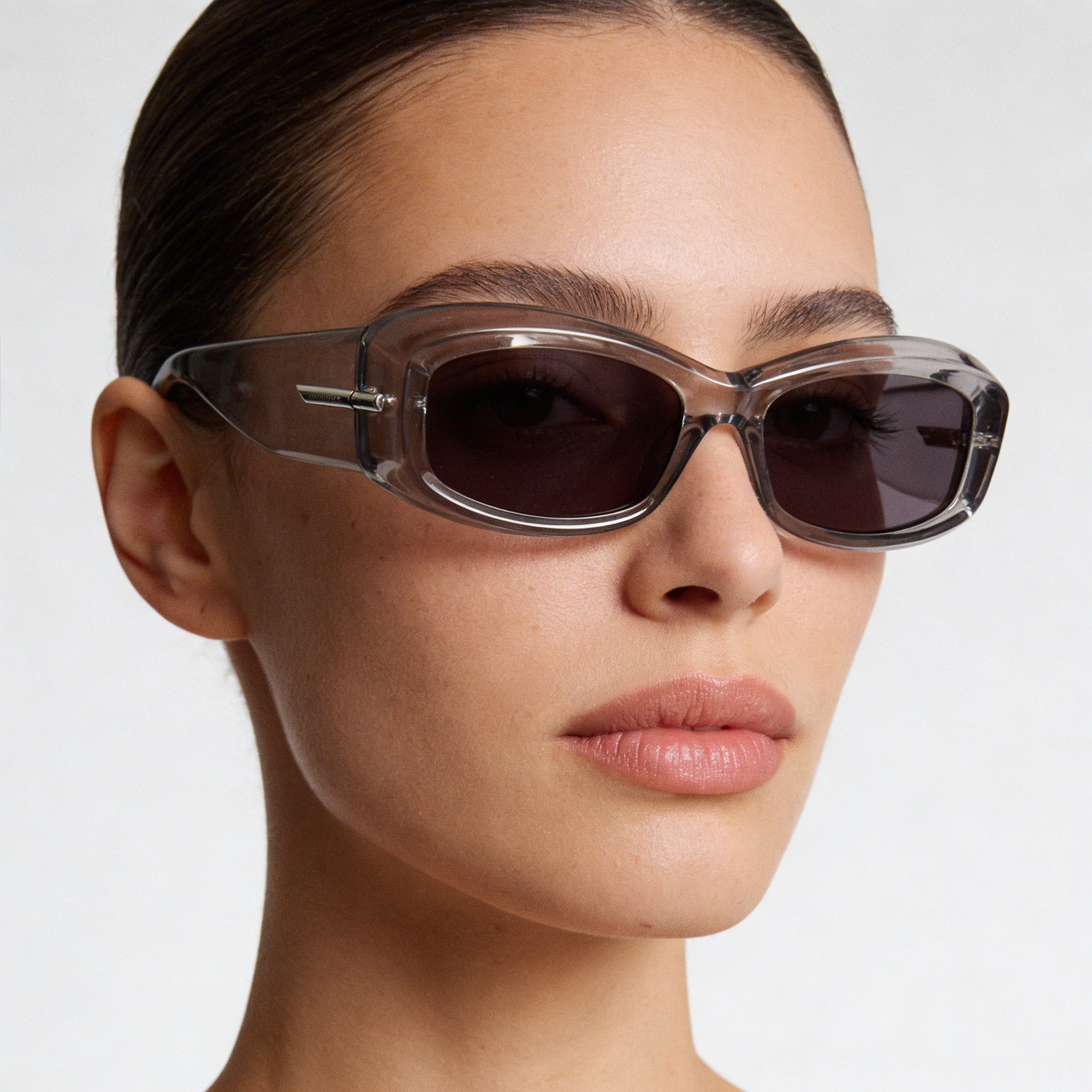 Gafas de sol polarizadas Givenchy Gv40044u para mujer | Montura gris | Lentes plateadas | Ancho de lente 56mm, Photo 4