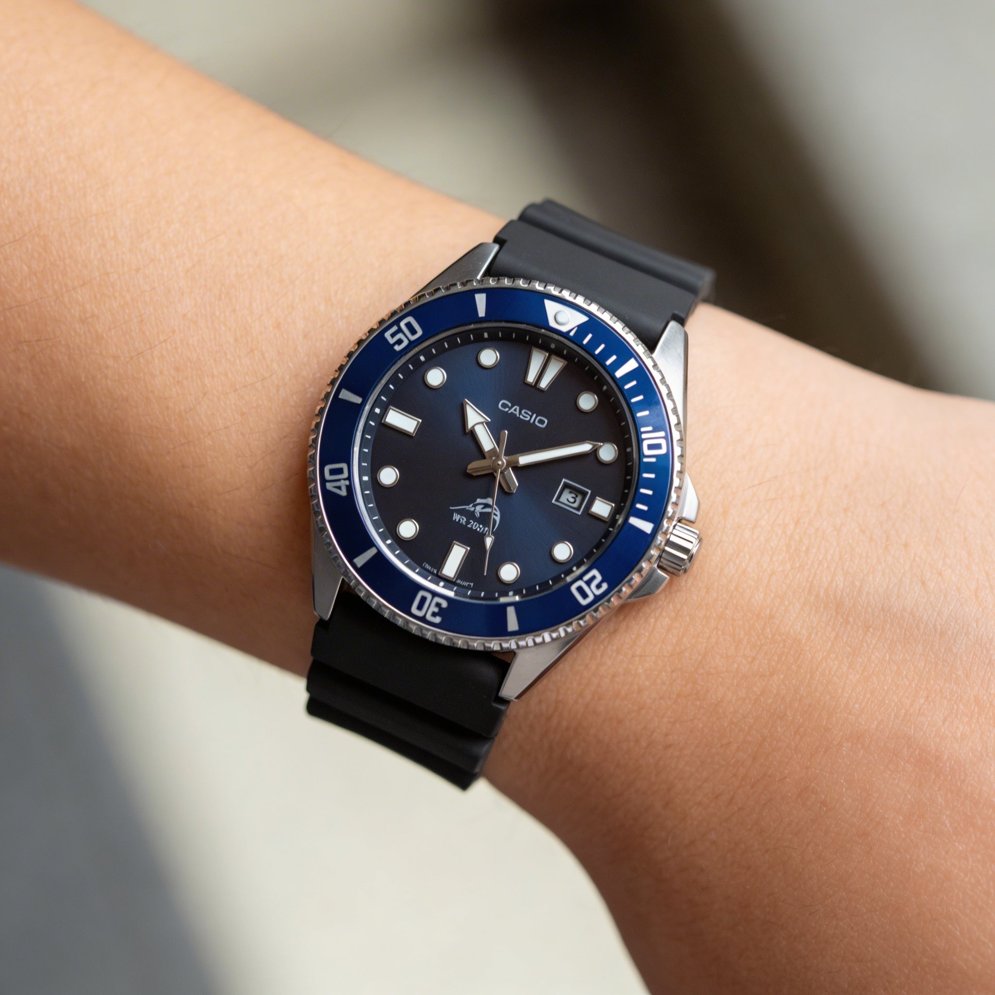 Casio Diver Inspired Unisex Quartz Watch, Stainless Steel Case, Blue Bezel, Resin Strap, 200m WR, Photo 4
