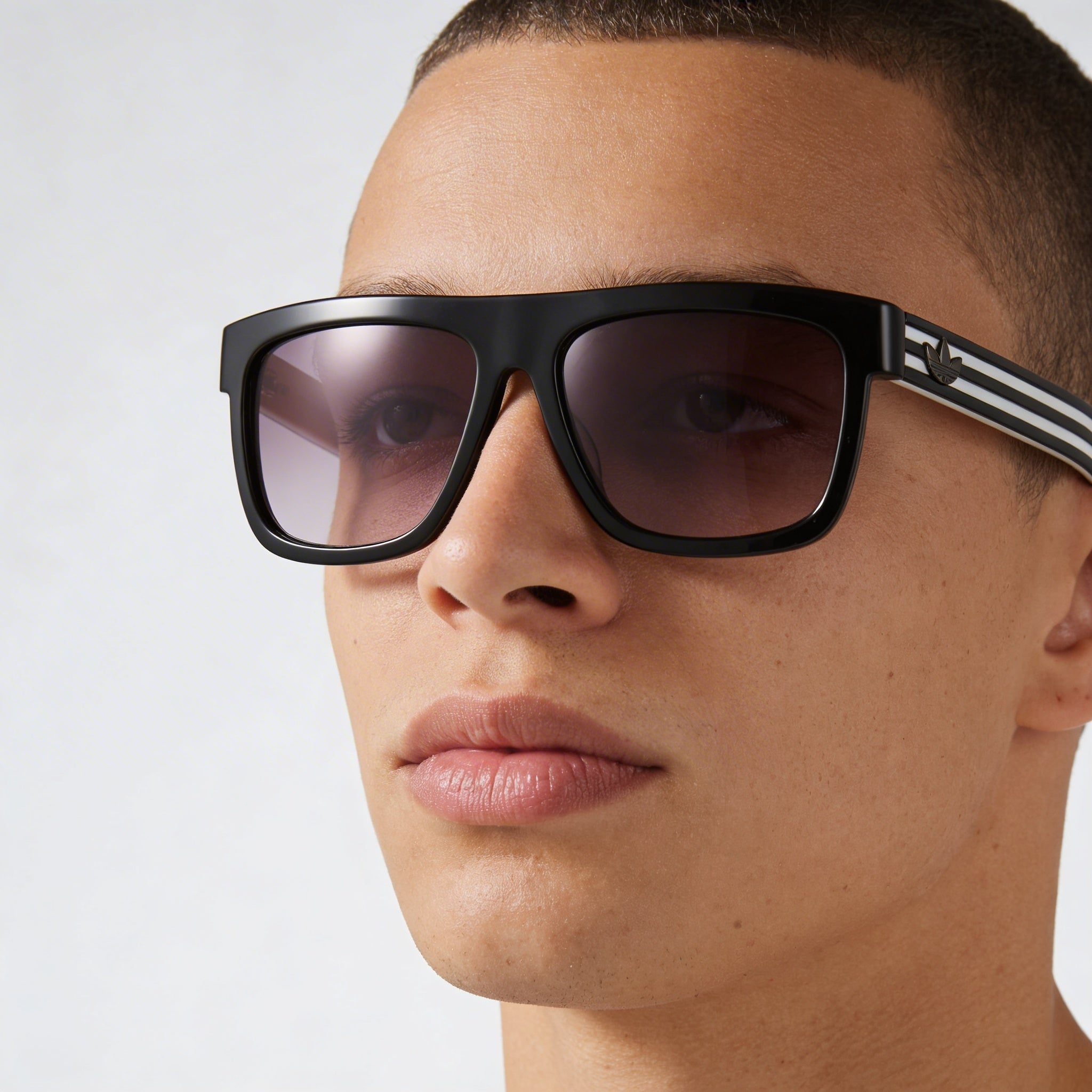Adidas Originals Or0127 Unisex Plastic Frame Eyewear with Grey Frame and Gradient Smoke Lenses 56mm, Photo 4