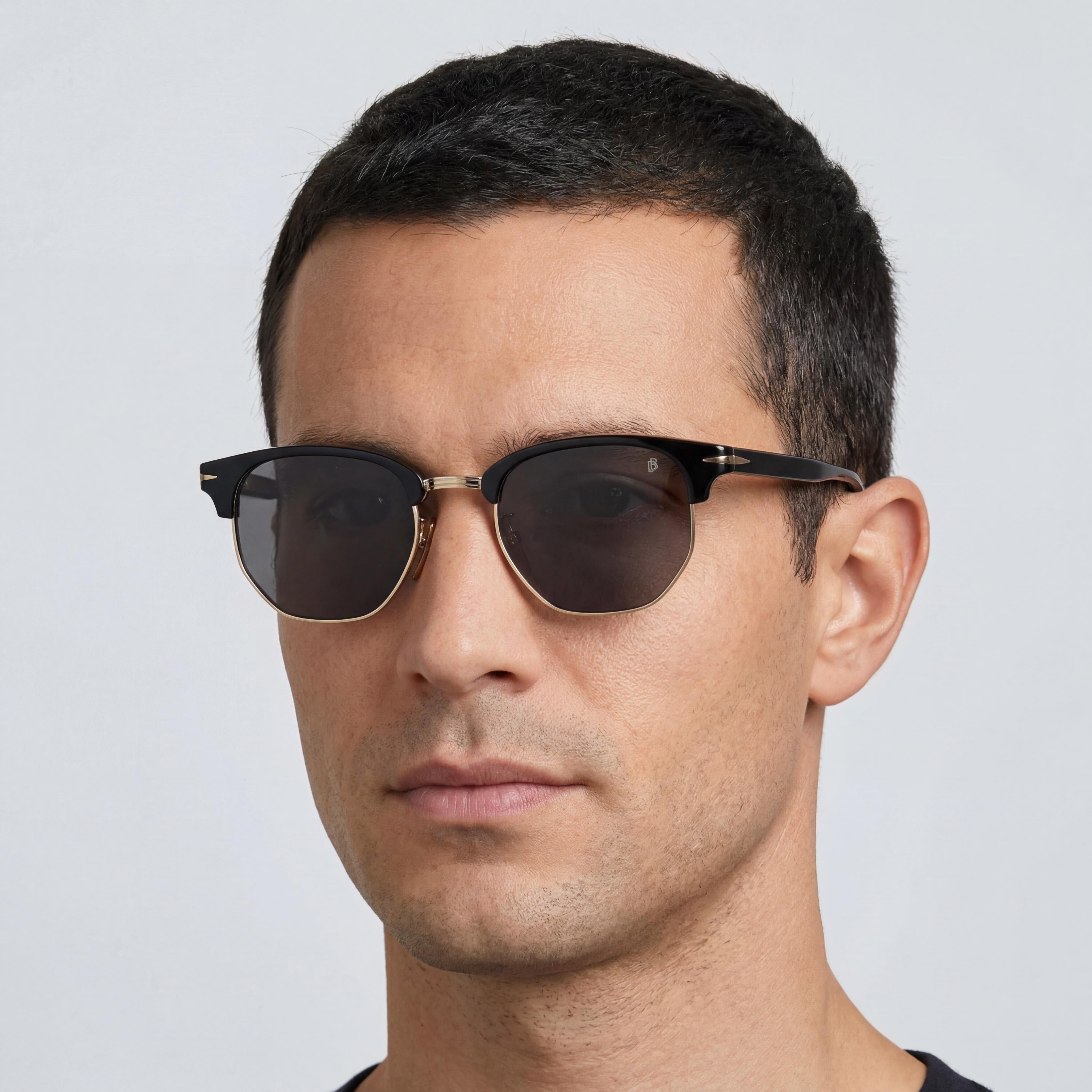 Gafas de sol Beckham Db 1002/S cuadradas para hombre con montura de poliamida negra y dorada y lentes de policarbonato - Ancho de lente de 51 mm, Photo 5