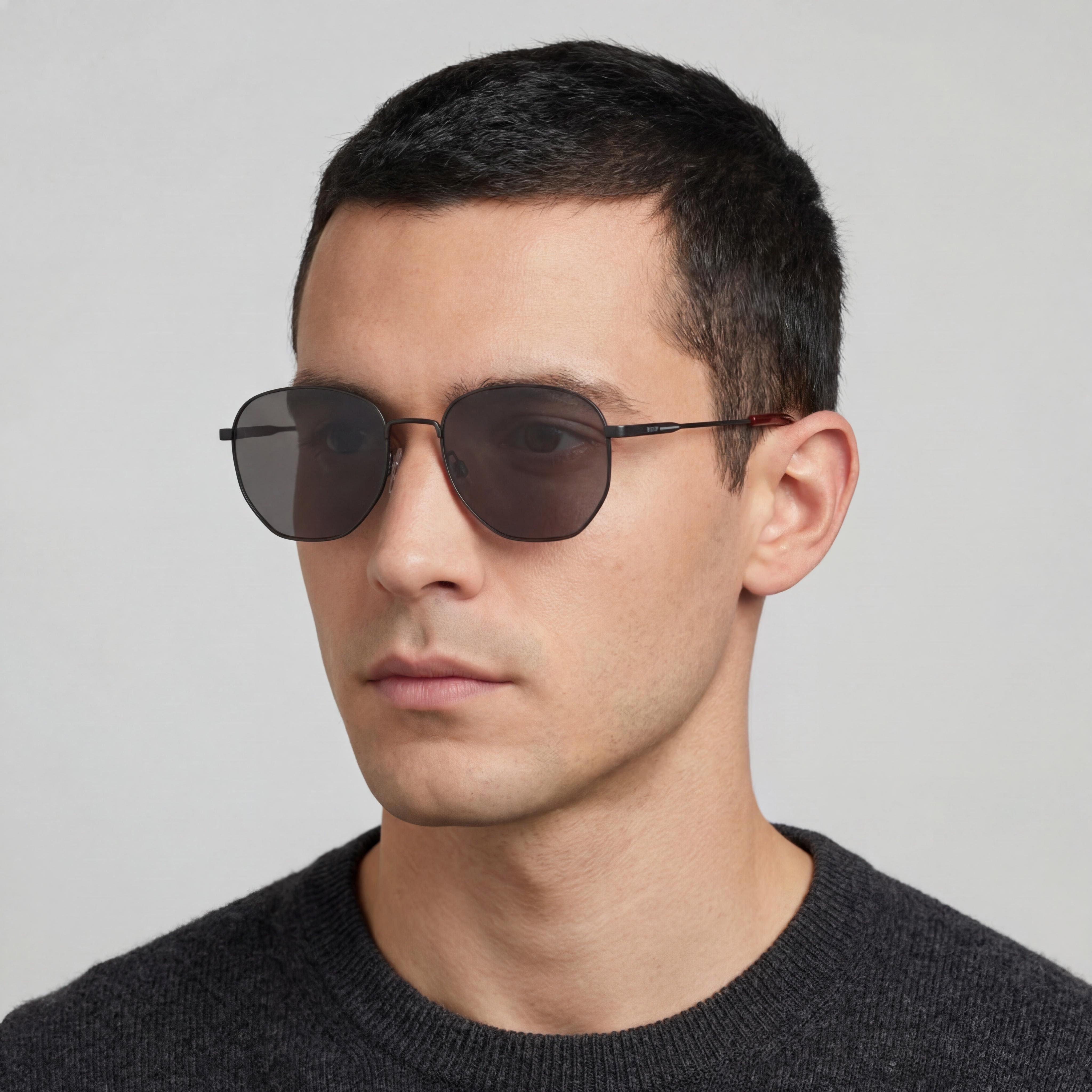 HUGO Modern Men's Metal Frame Matt Black UV Protected Non-Polarized Polycarbonate Lenses Sunglasses 55mm, Photo 4
