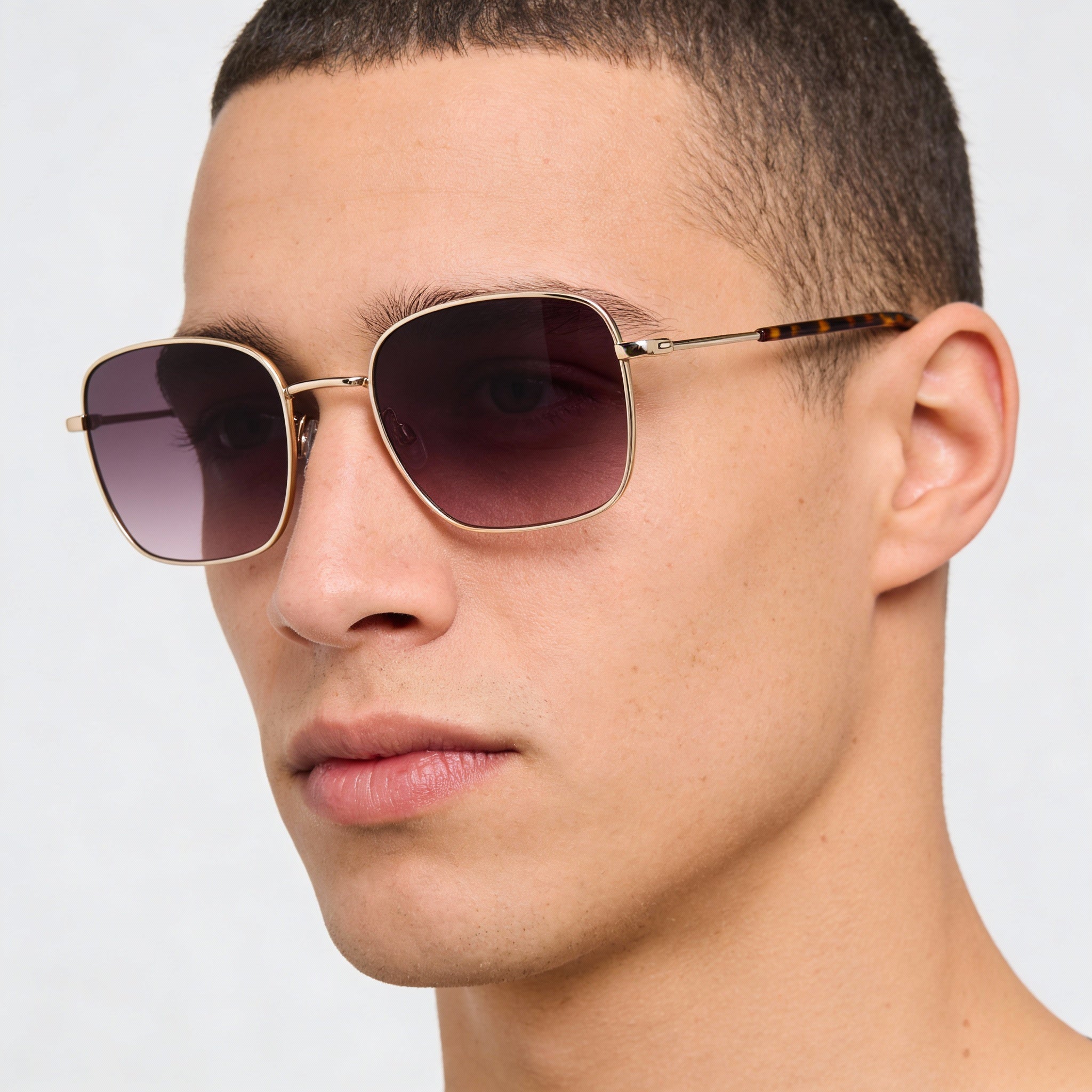 Gafas de sol Rag & Bone para hombre, estilo casual, en acero inoxidable, color rojo, dorado, gris, fucsia, con protección UV, no polarizadas, de 52 mm, Photo 4