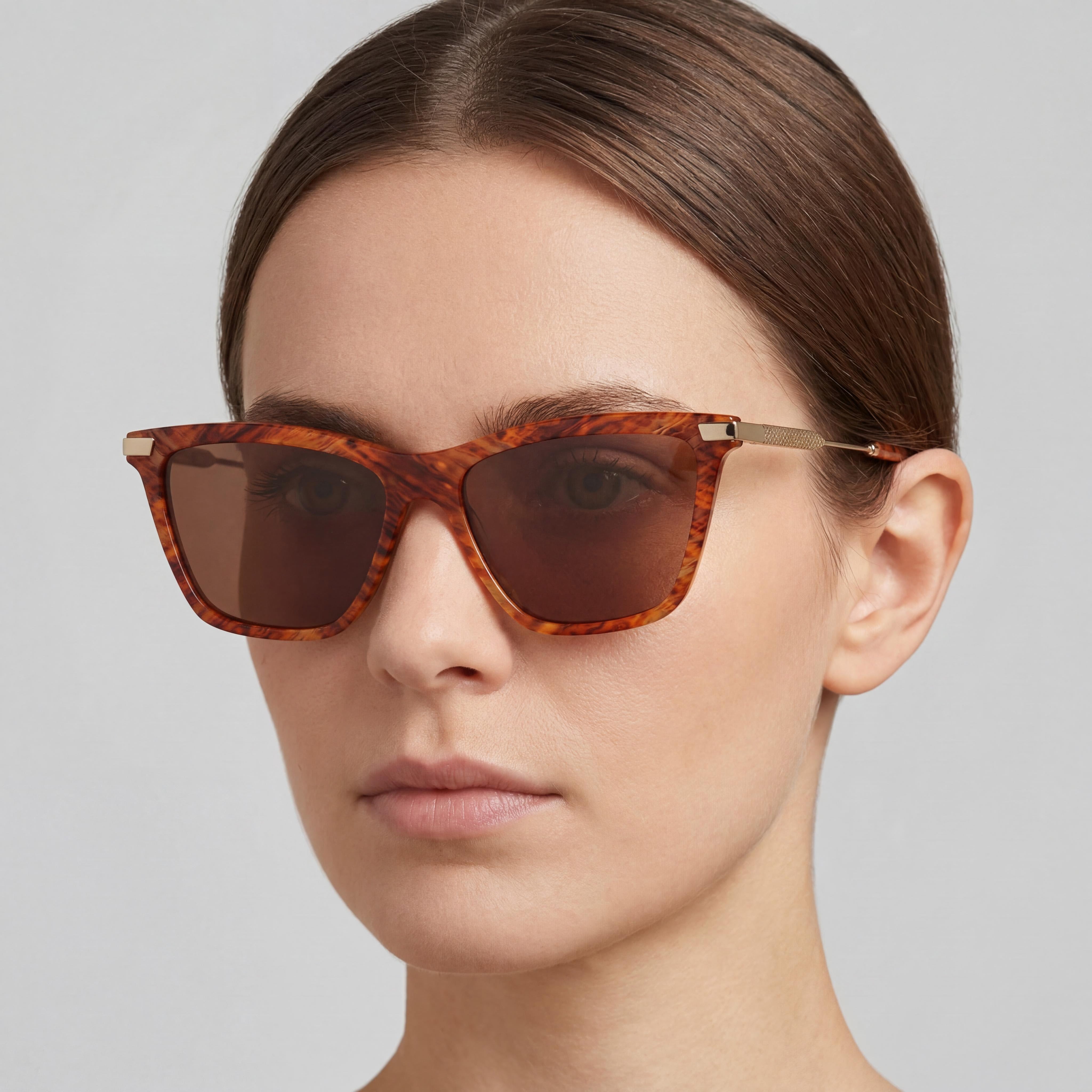 Victoria Beckham Modern Women's Acetate Non-Polarized Amber Horn Sunglasses 57mm, Photo 5