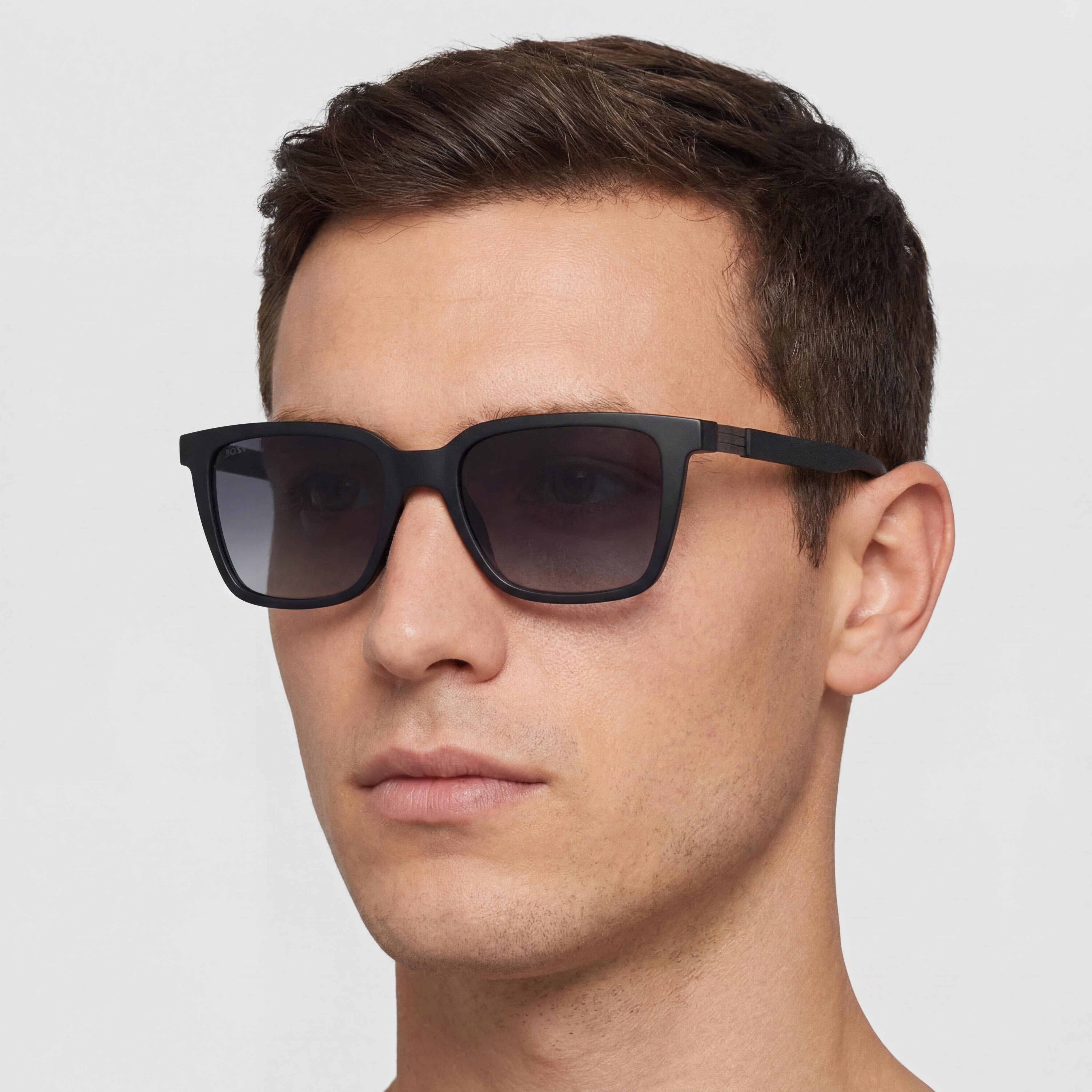 Hugo Boss Boss 1574/S Men's Grey Shaded Polyamide Sunglasses, Dark Grey Shaded Lenses, UV Protection 53mm, Photo 3