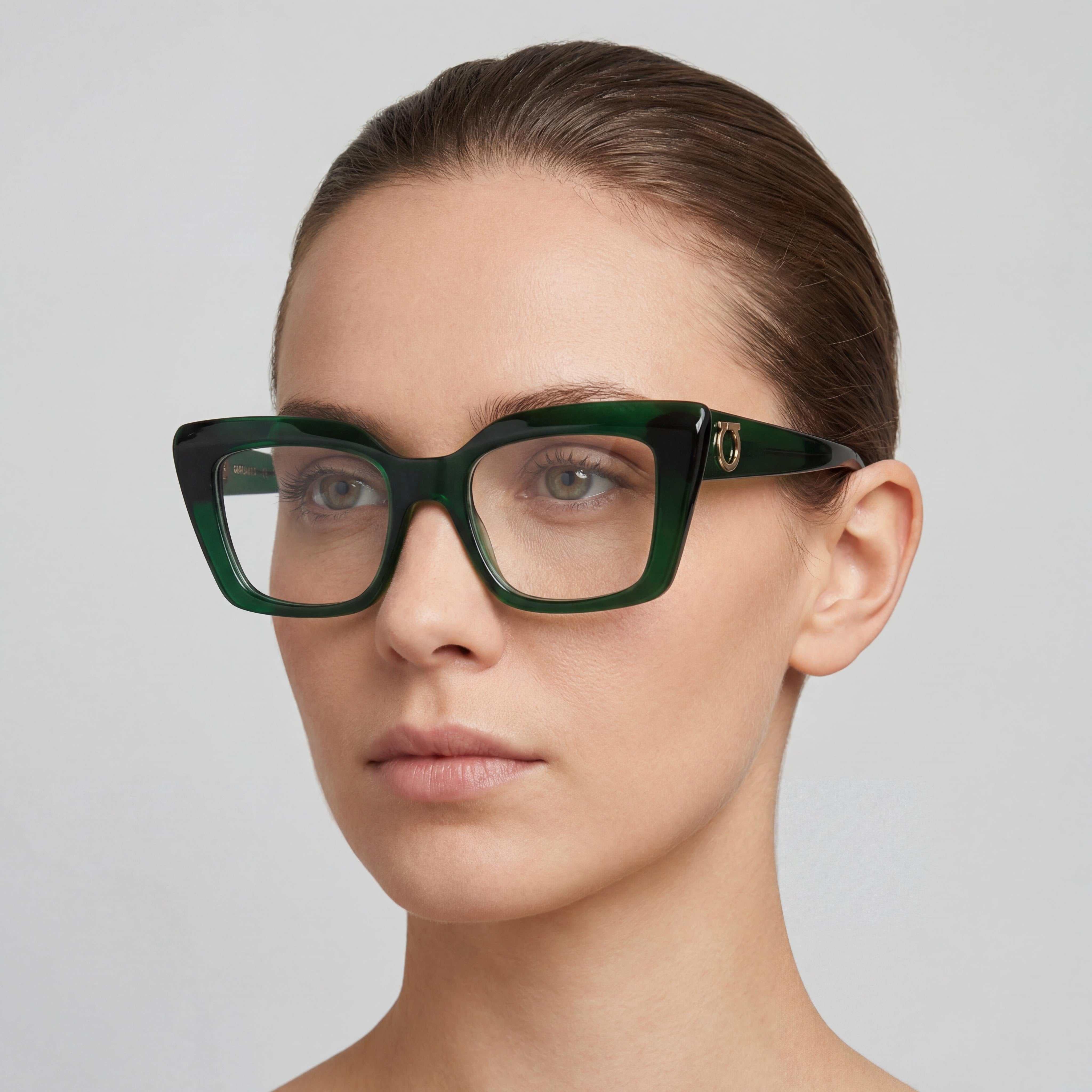 Ferragamo Women's Casual Transparent Green Acetate Sunglasses with Polycarbonate Lenses, Lens Width 50mm, Bridge 19mm, Temple Length 140mm, Photo 4