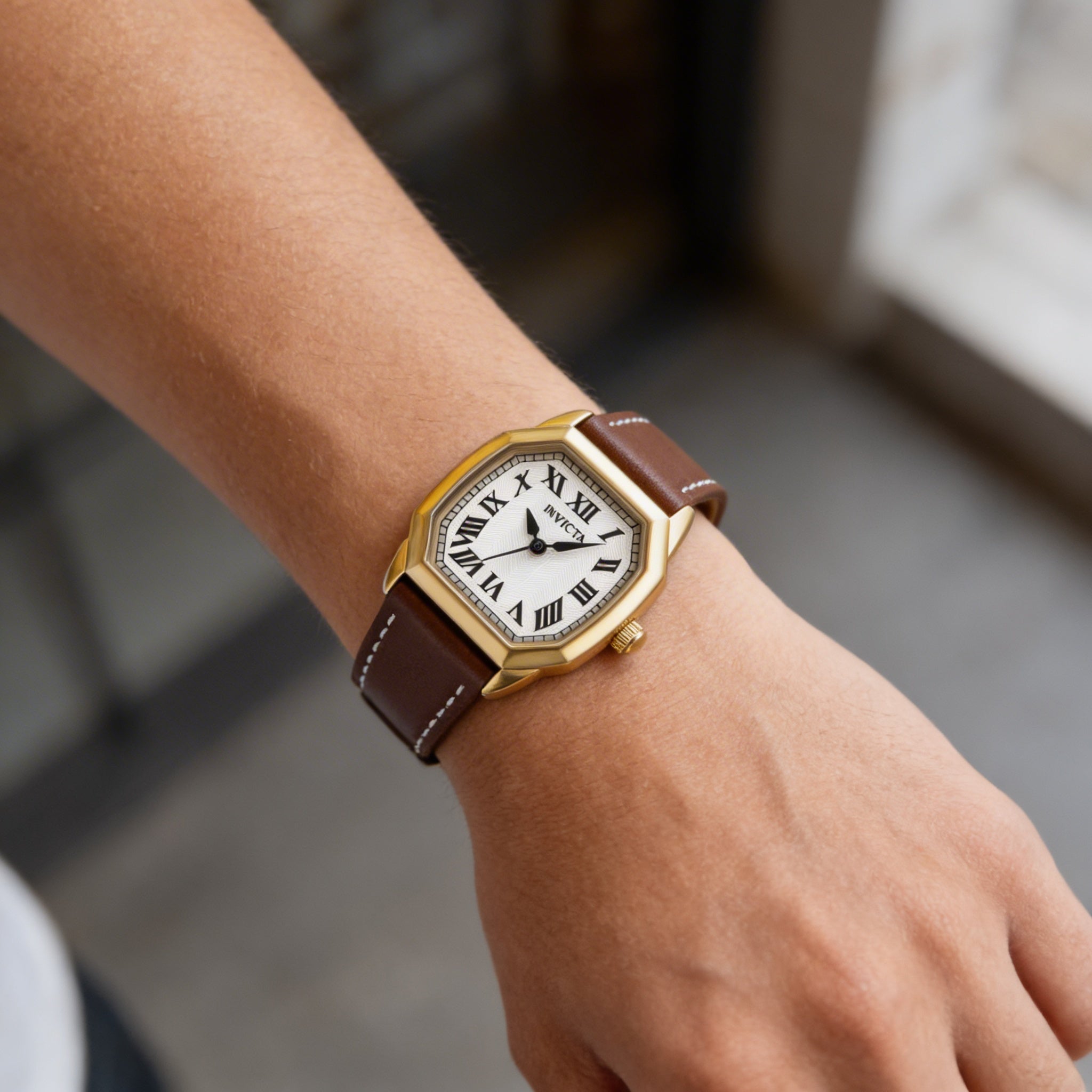 Reloj de cuarzo Invicta Wildflower 48962 para mujer, correa de piel, caja de acero inoxidable, 27 mm, Photo 4