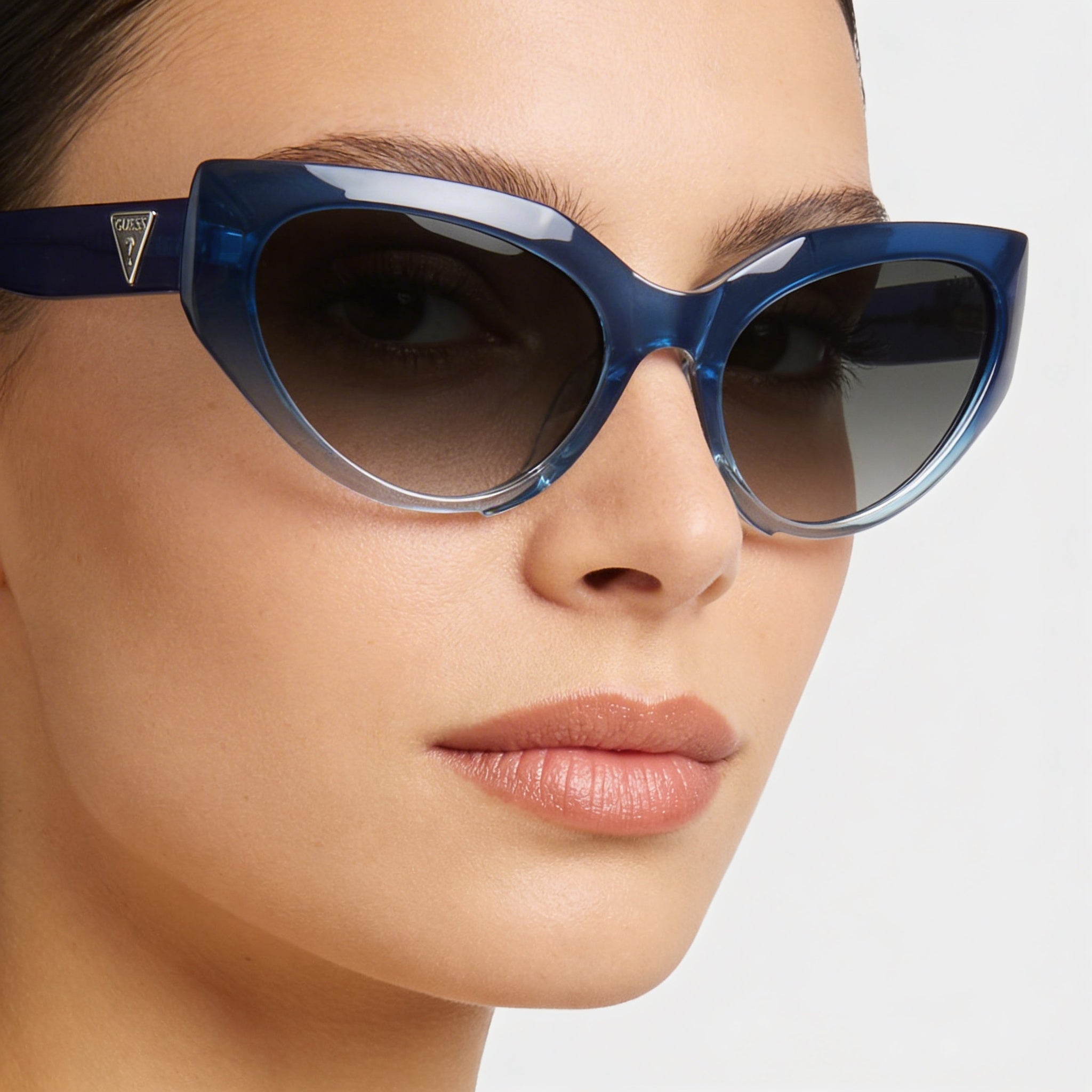 Guess Gu7787-a Women's Cat Eye Blue Plastic Frame Gradient Blue Lens UV Protection Sunglasses 57mm, Photo 4