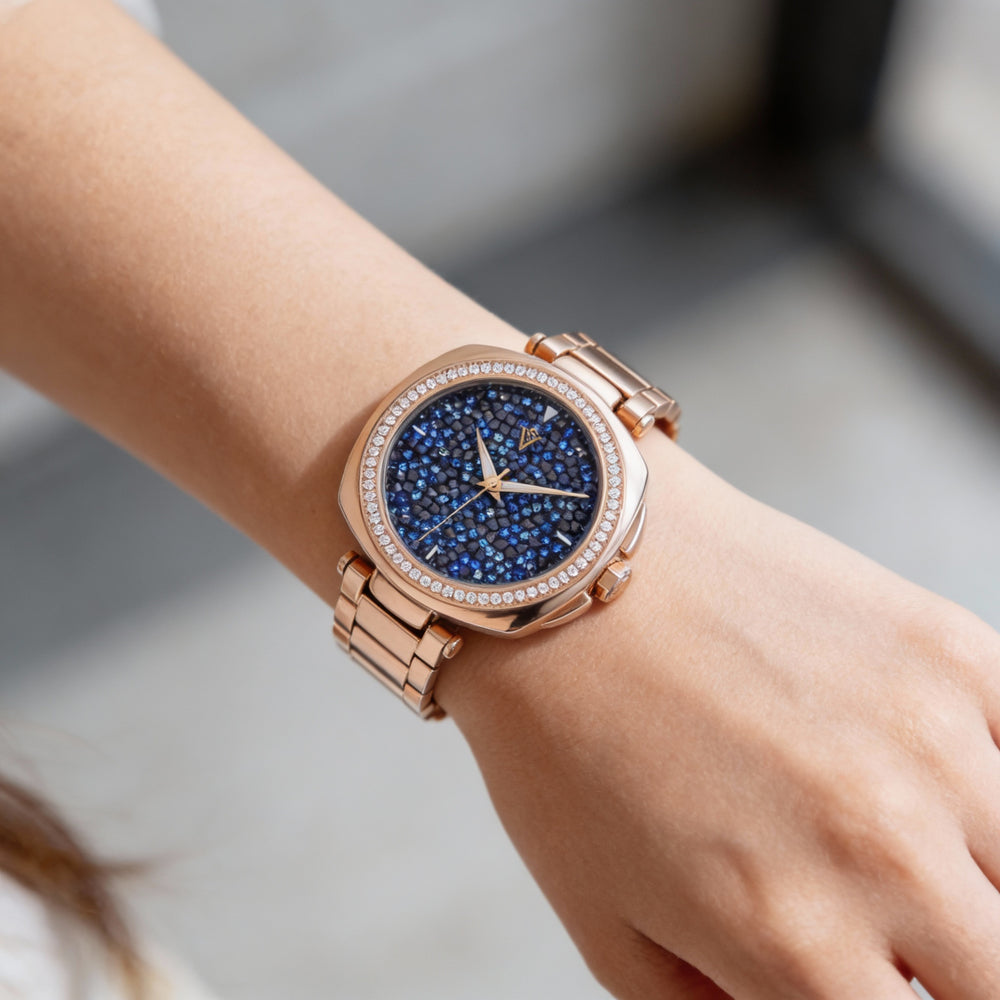 Reloj Christian Van Sant para mujer, con pulsera, esfera azul, acero inoxidable, movimiento de cuarzo, resistente al agua