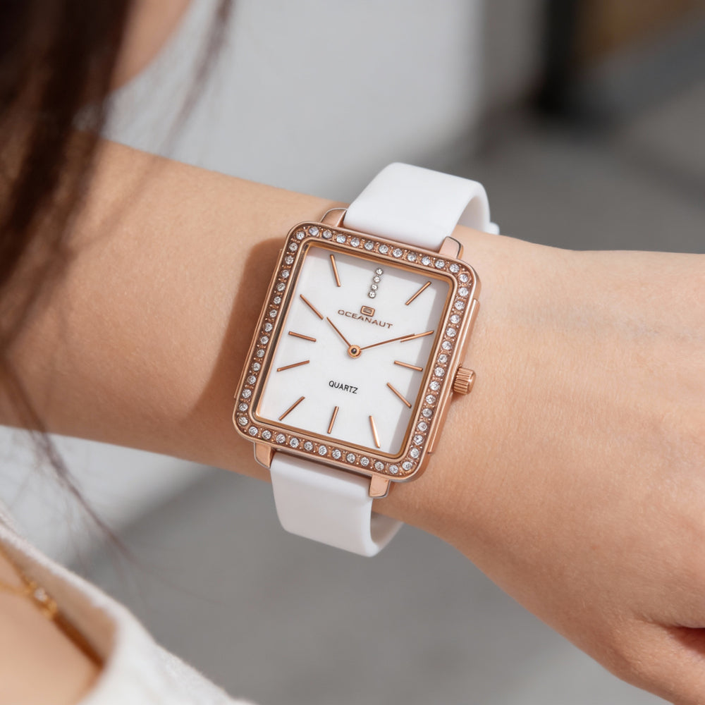 Reloj Oceanaut para mujer con correa, esfera blanca, movimiento cronógrafo de cuarzo y cristal mineral resistente a arañazos.