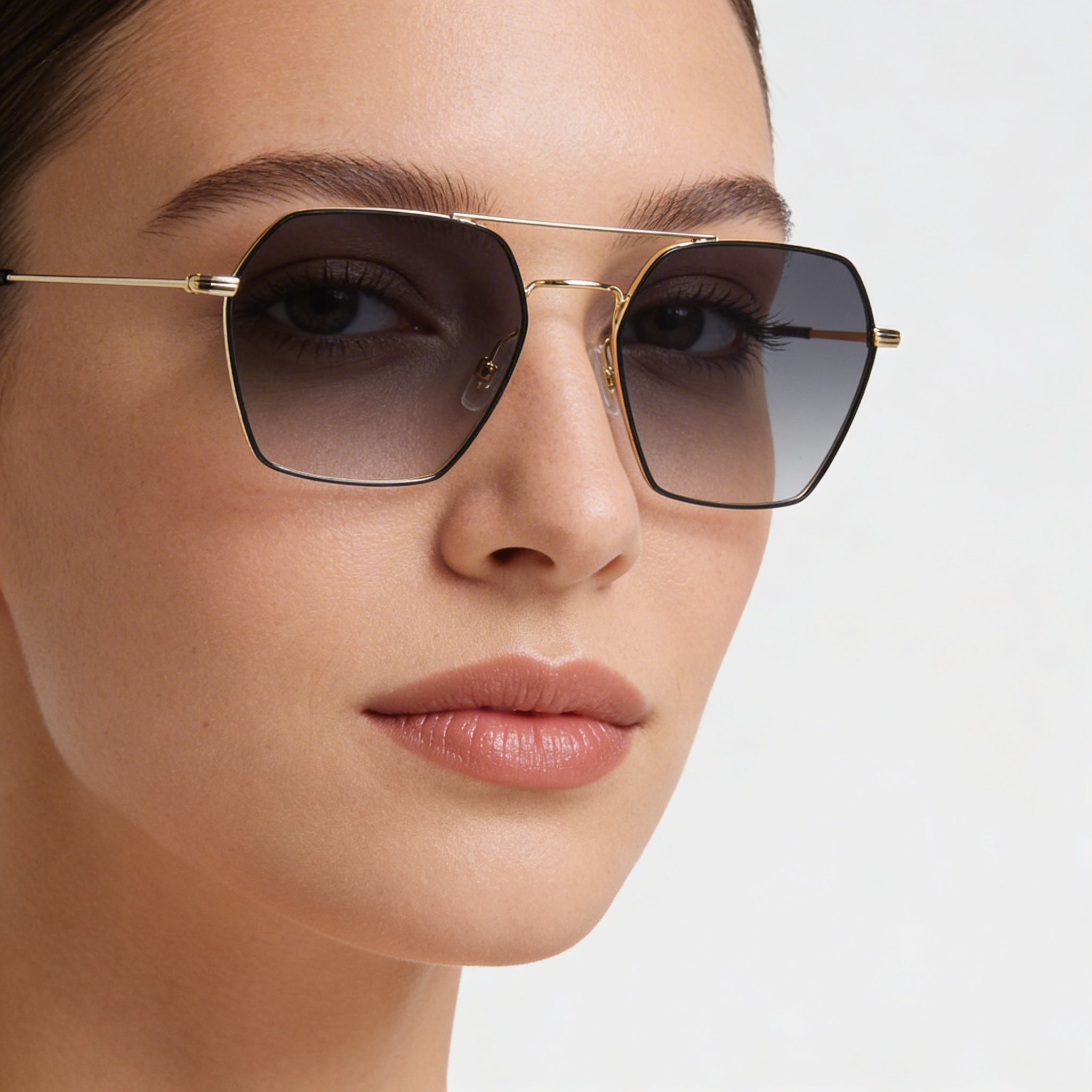 Gafas de sol Hugo Boss Casual de acero inoxidable para mujer con montura dorada y negra y lentes con protección UV dorada y negra de 54 mm, Photo 3