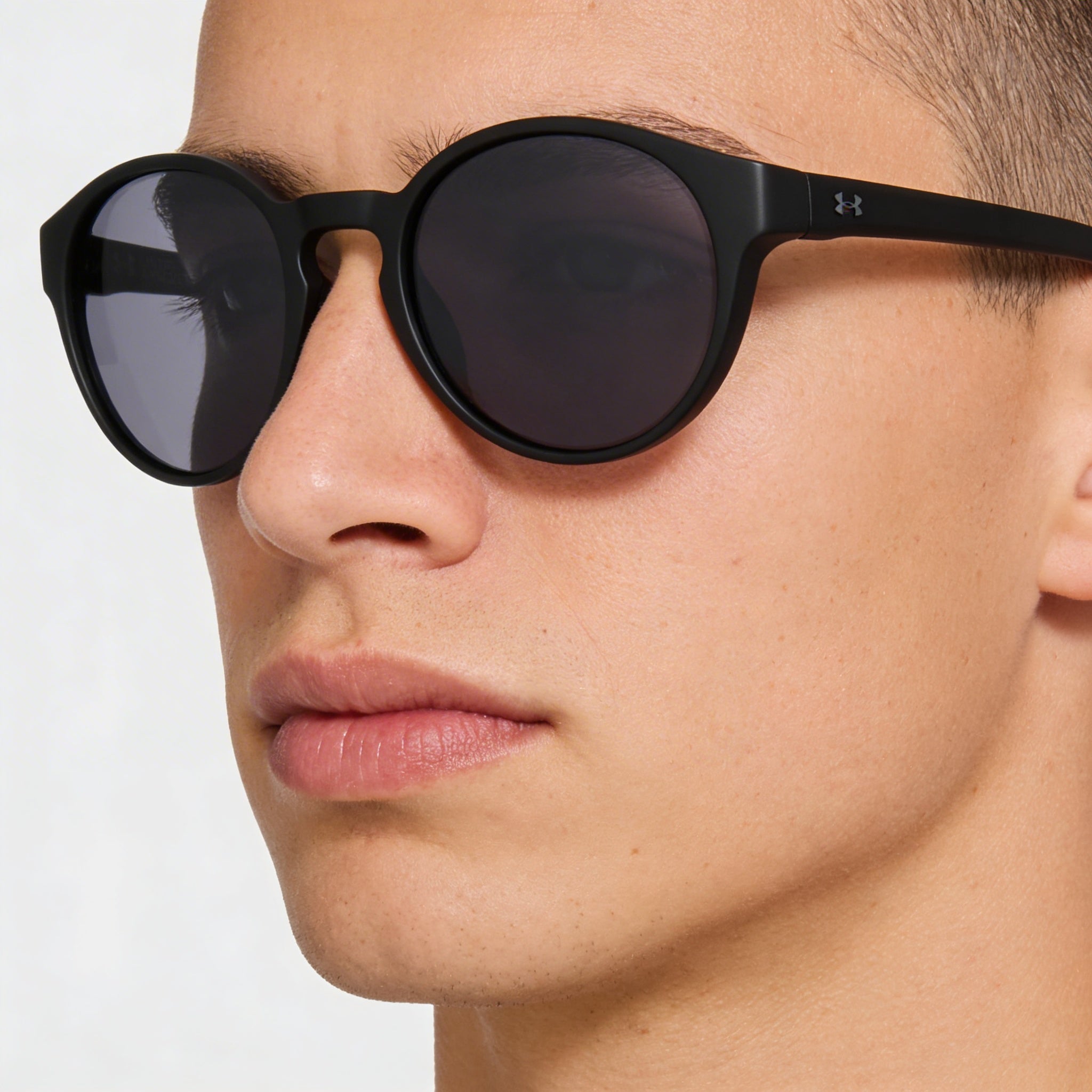 Gafas de sol unisex Under Armour Ua 0006/S con montura de propionato en negro mate, no polarizadas, con protección UV y ancho de lente de 52 mm, Photo 4