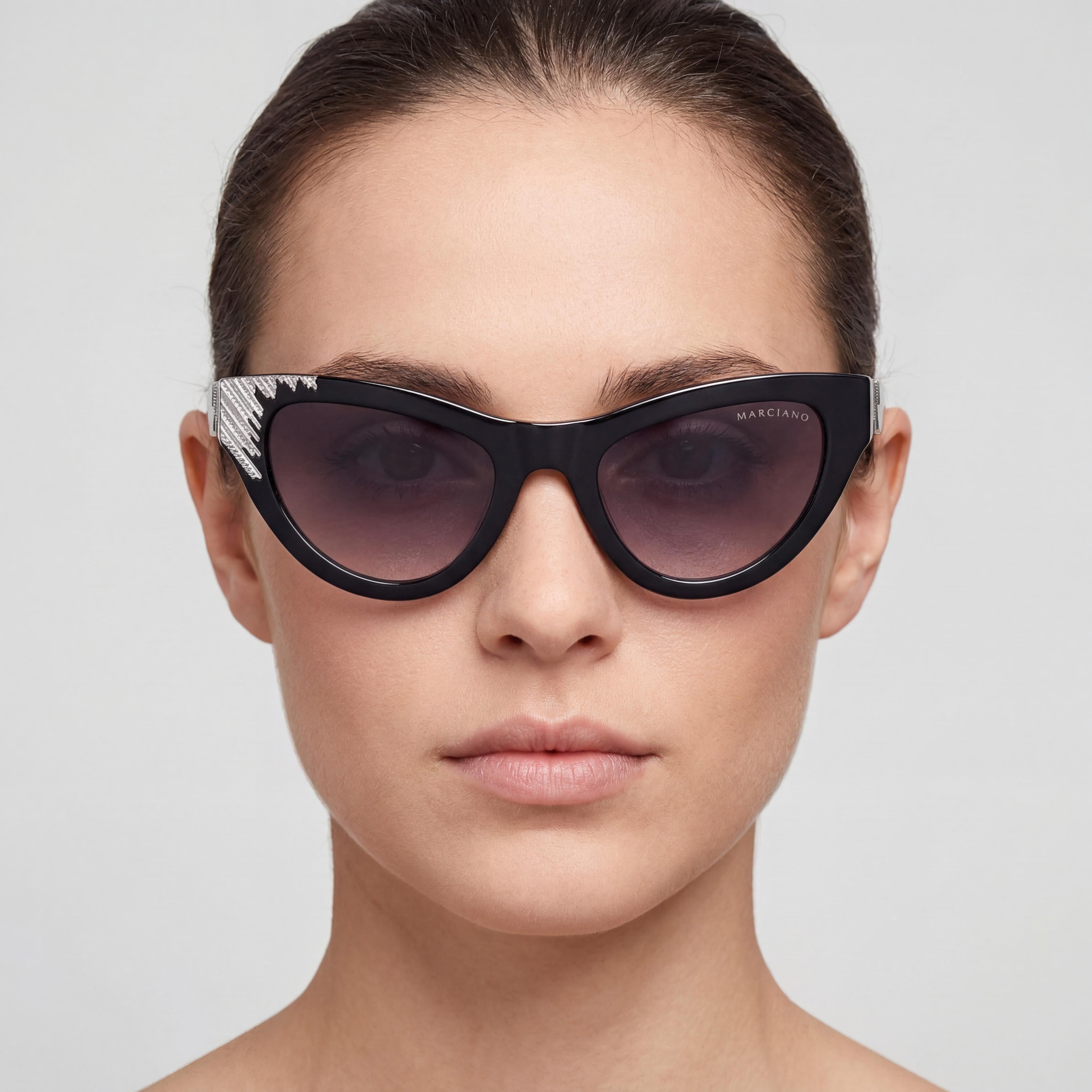 GUESS by Marciano Gm00025 Women's Black Plastic Frame, Black Polycarbonate Non-Polarized Sunglasses 53-21-140, Photo 3