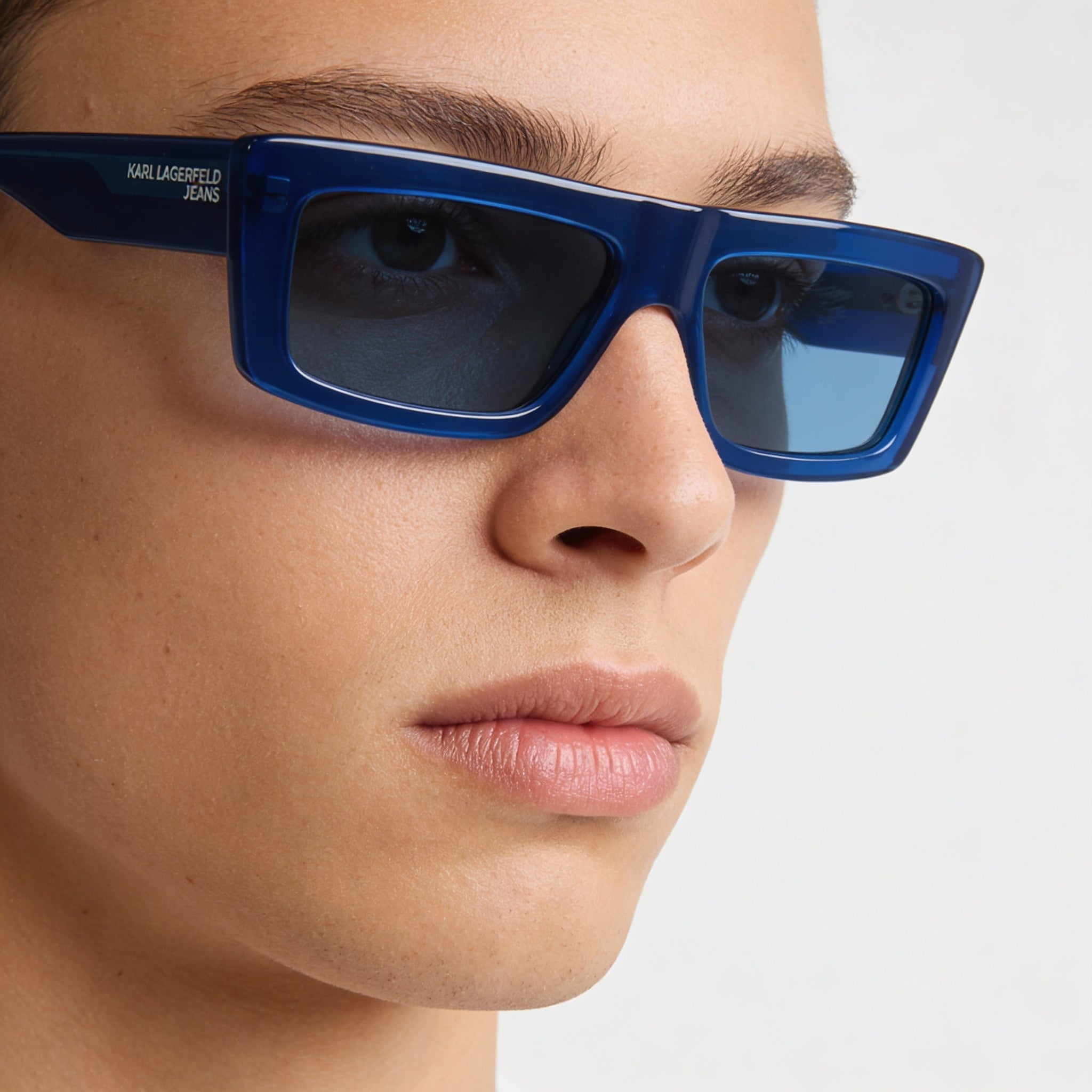 Karl Lagerfeld Paris Klj6147s Unisex Electric Blue Iniettato Rectangular Non-Polarized UV Protected 56mm, Photo 4
