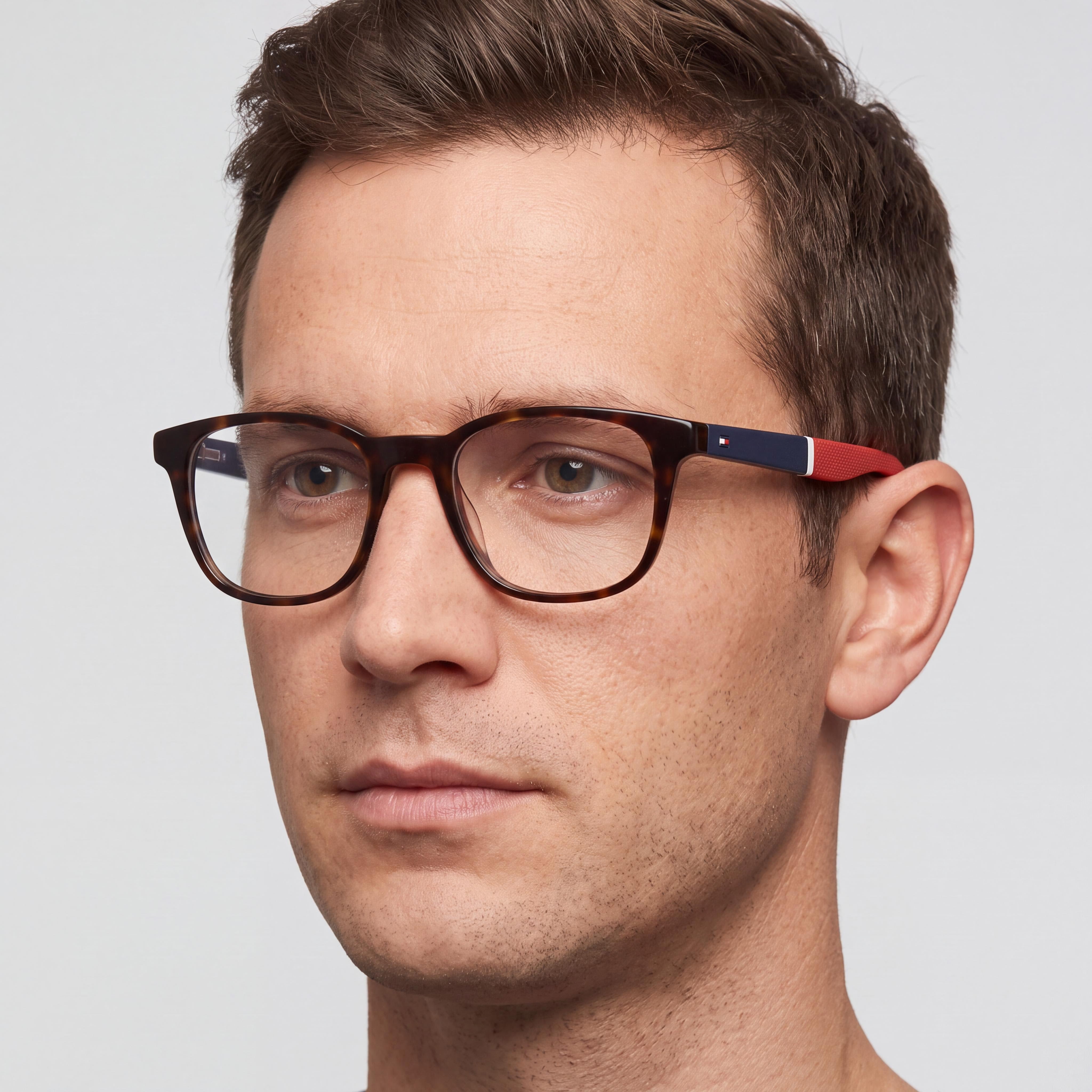 Tommy Hilfiger TH 1907 Gafas de sol unisex clásicas con lentes de policarbonato no polarizadas, Havana, 51-18-140, Photo 4