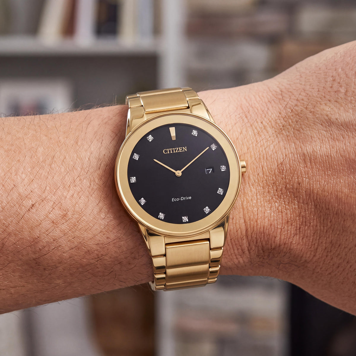 Reloj Citizen Axiom Modern para hombre, Eco-Drive, con 11 diamantes, brazalete dorado y esfera negra de 40 mm, Photo 4