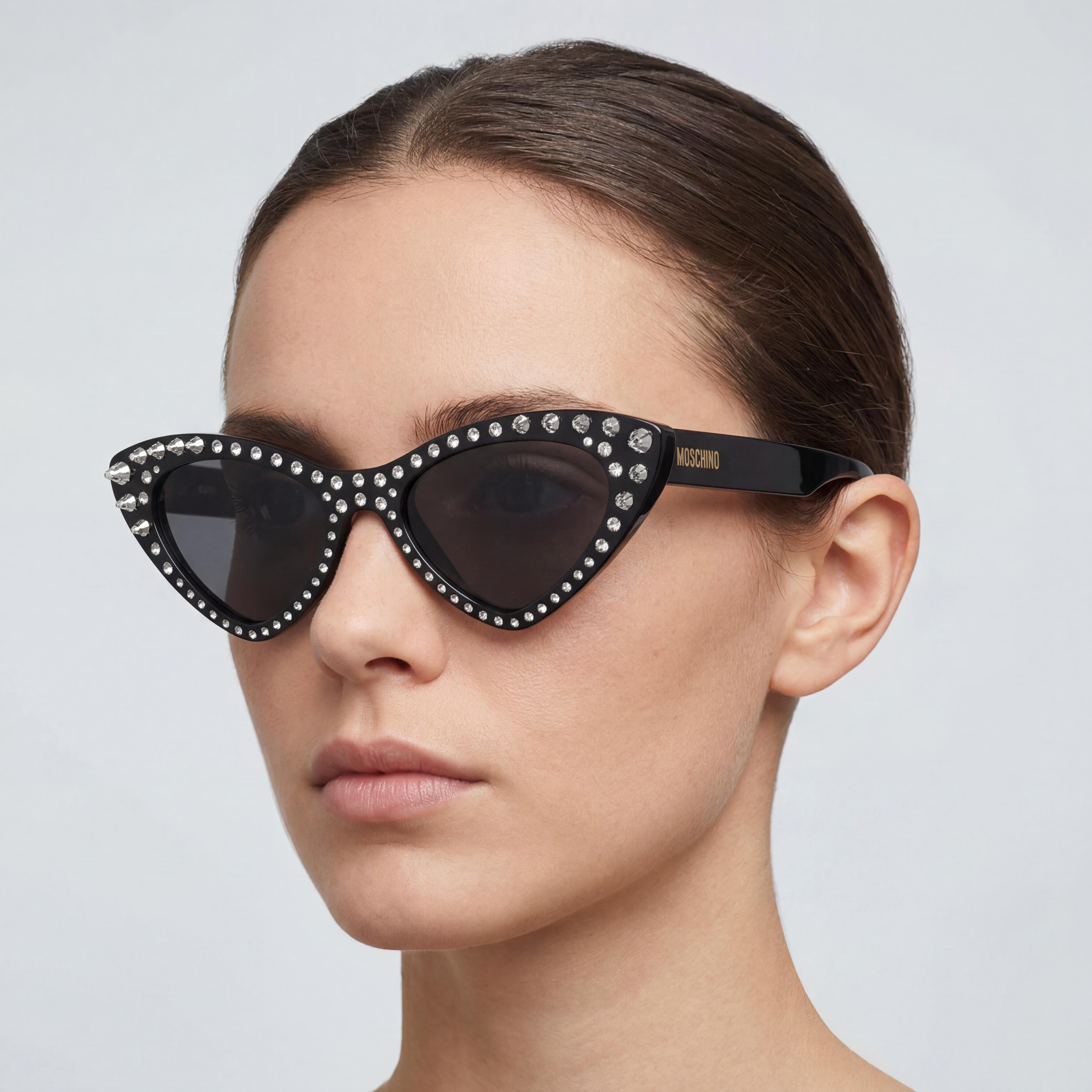 Moschino Casual Women's UV Protection Sunglasses, Black Dark Grey Plastic Frame, Black Lenses, 52mm, Photo 5