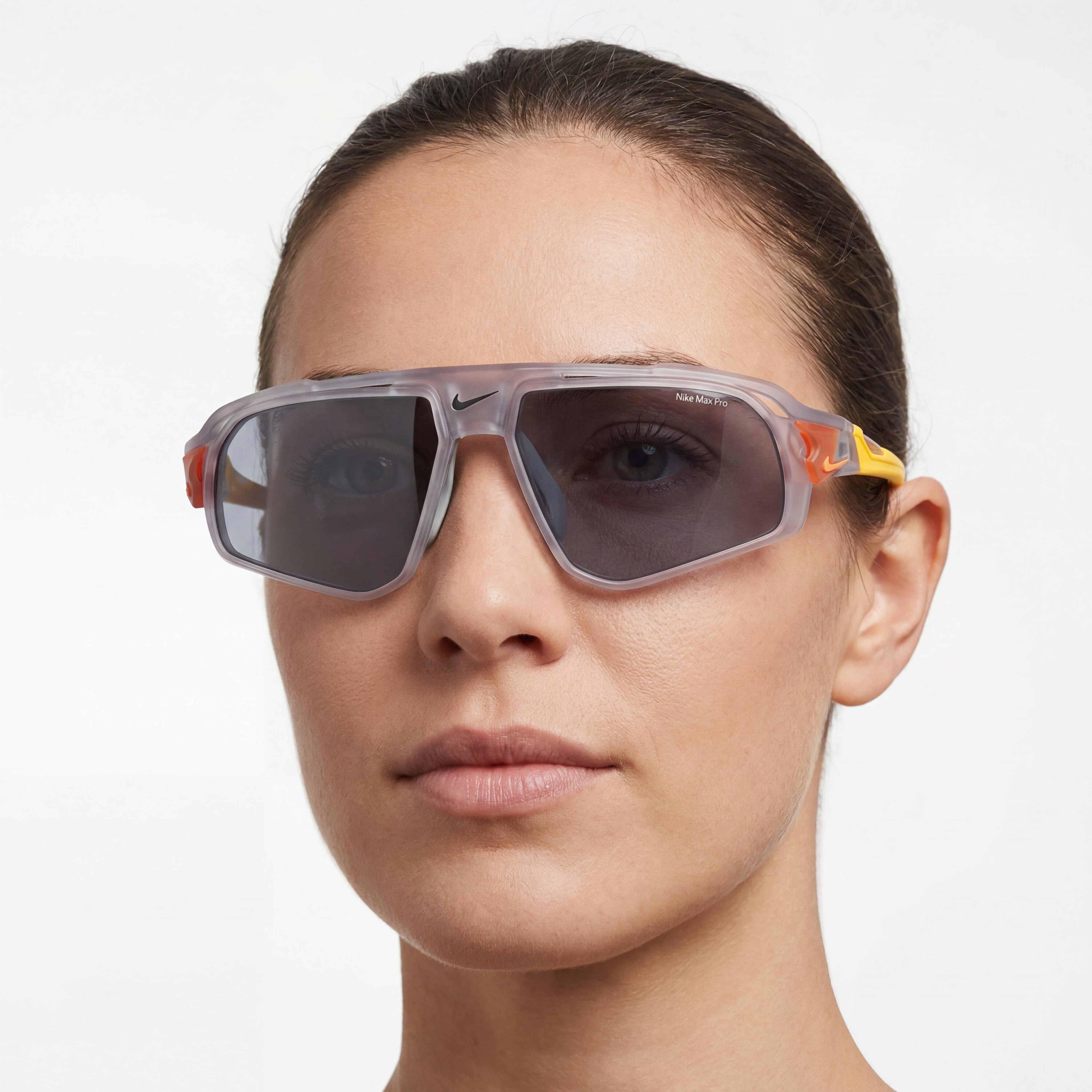Nike Flyfree Fv2387 Women's Titanium Matte Wolf Grey Frame UV 400 Protection Eyewear 59-14-135, Photo 4
