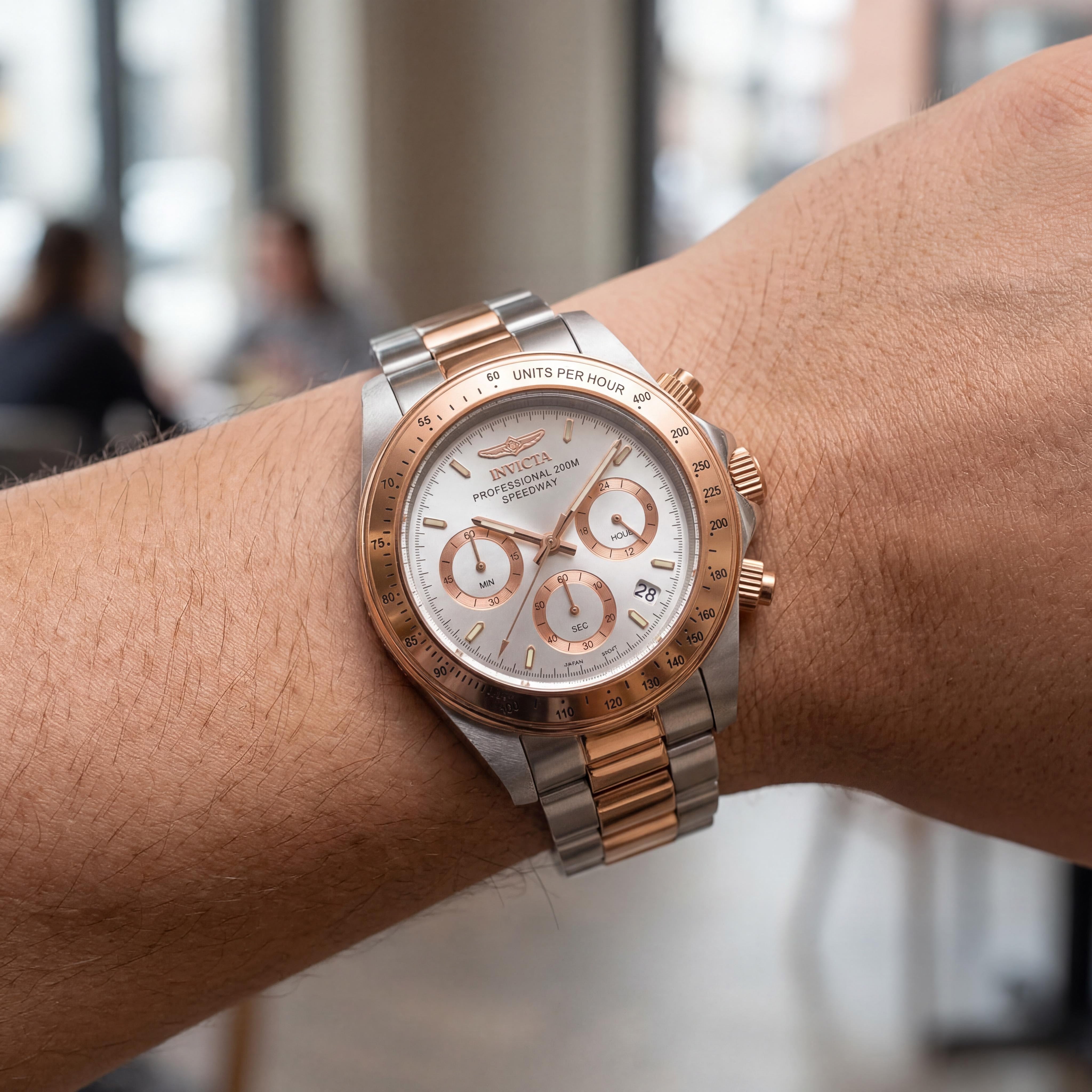Invicta Speedway 17030 Unisex Chronograph, 39mm Silver Dial, Stainless Steel, 20 ATM Water Resistant, Photo 4