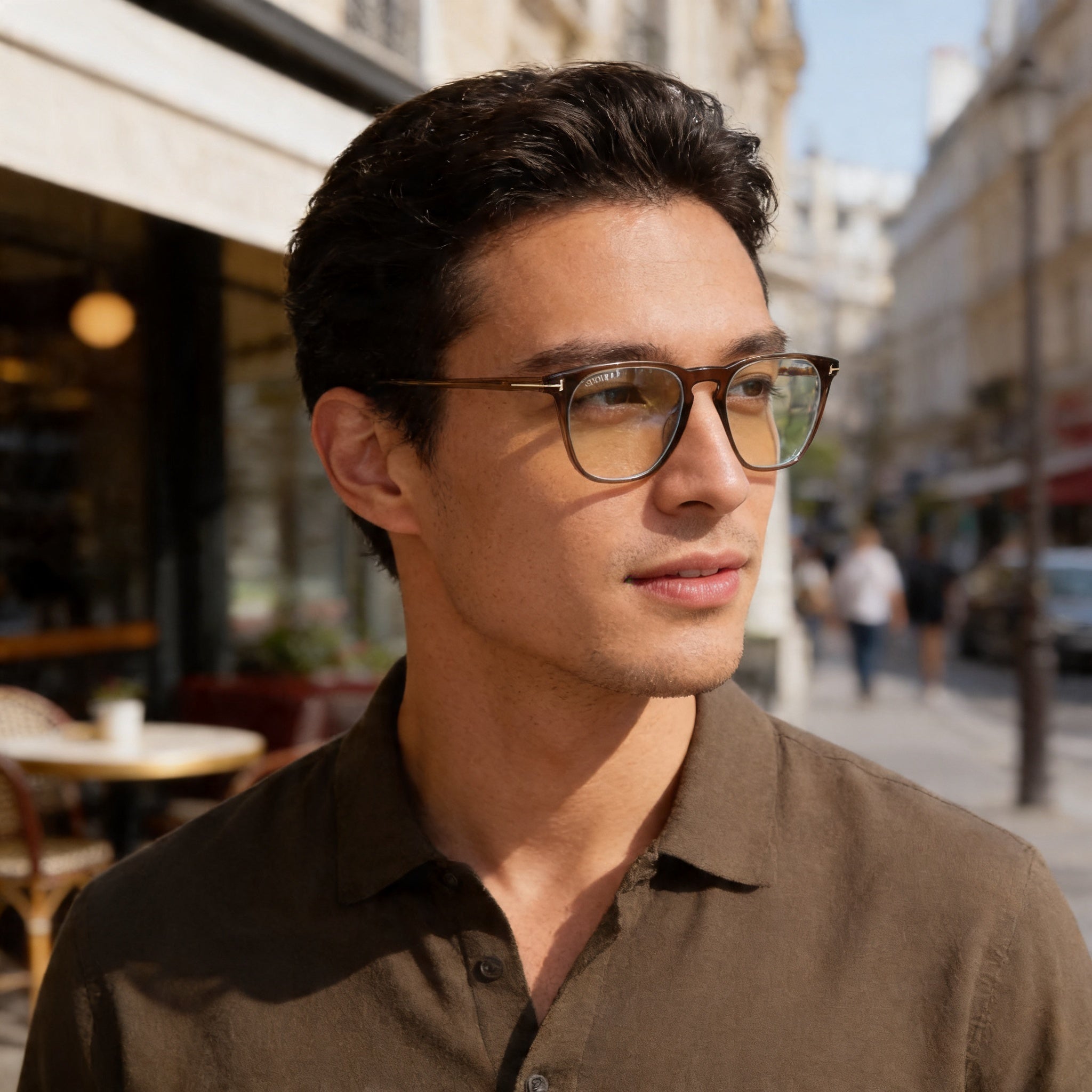 Tom Ford Round Model Men's Eyewear with Brown Frame and Plastic Lenses, featuring 52mm Lens, 18mm Bridge, 145mm Temple, Photo 4