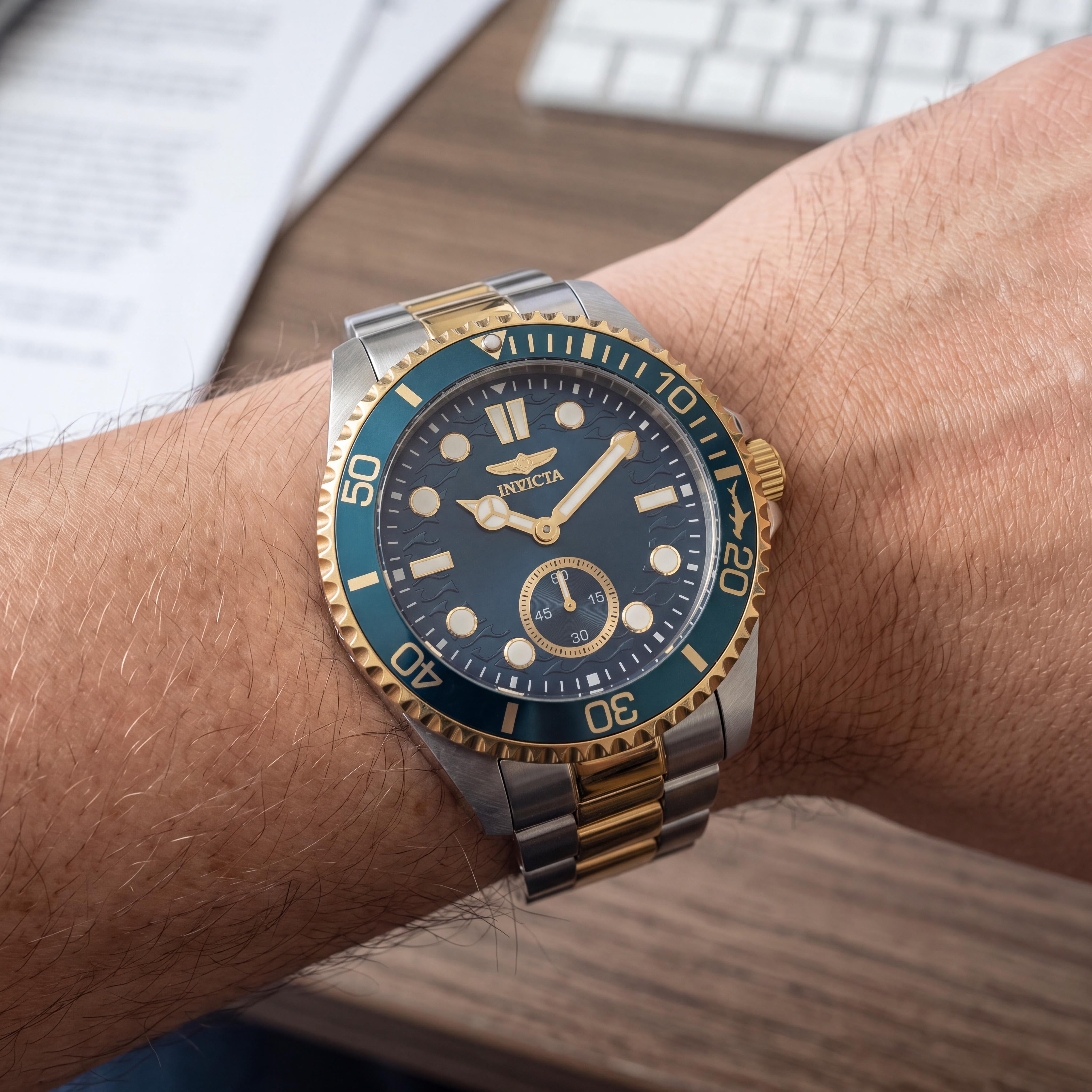 Reloj de cuarzo Invicta Pro Diver 49424 para hombre - Brazalete de acero inoxidable de 43 mm, esfera azul, resistencia al agua de 10 ATM, Photo 4