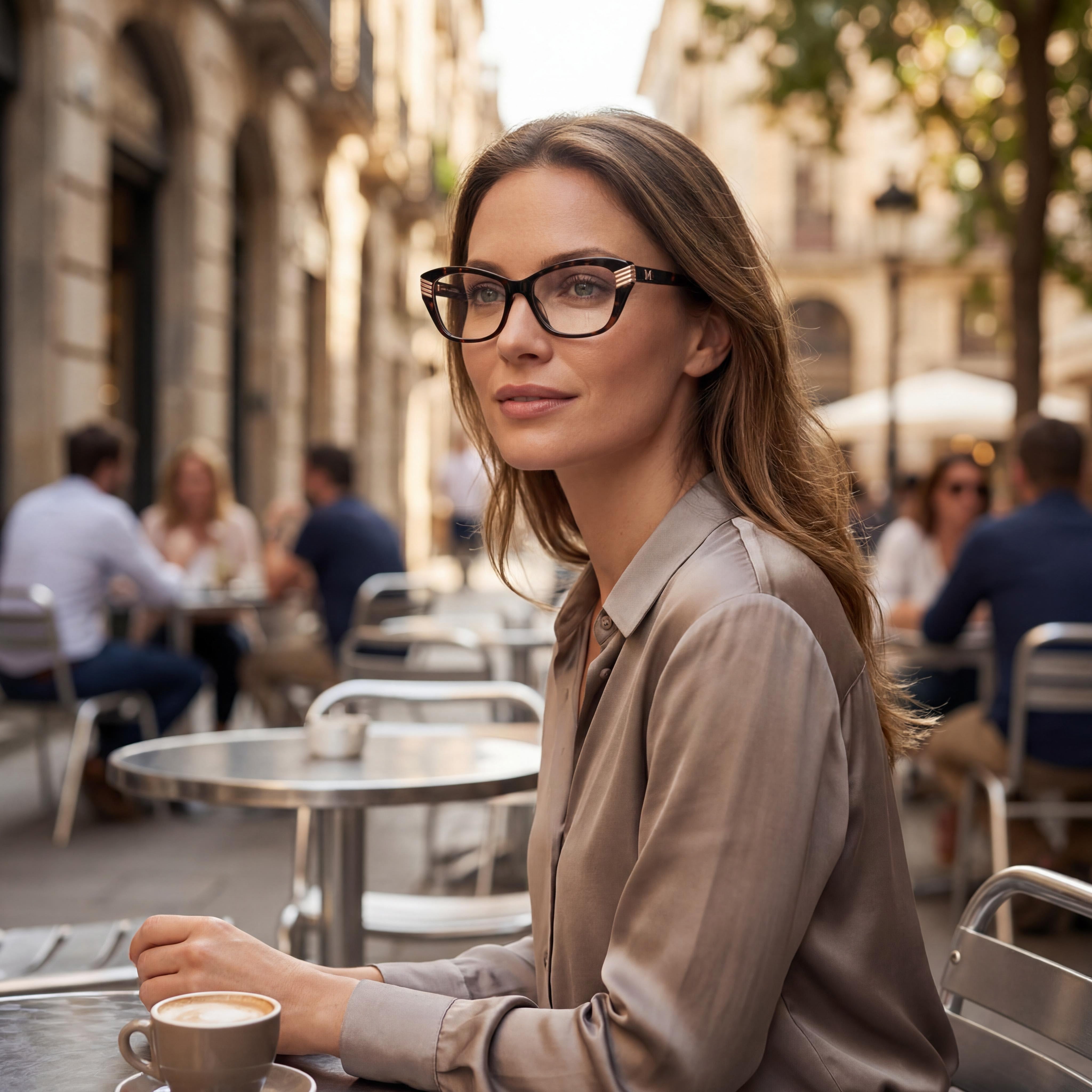 GUESS MA1053711 Marciano Sporty and Cool Women's Multicoloured Plastic Cat Eye Eyeglasses with Rose Gold Accents 8-25-9mm, Photo 4