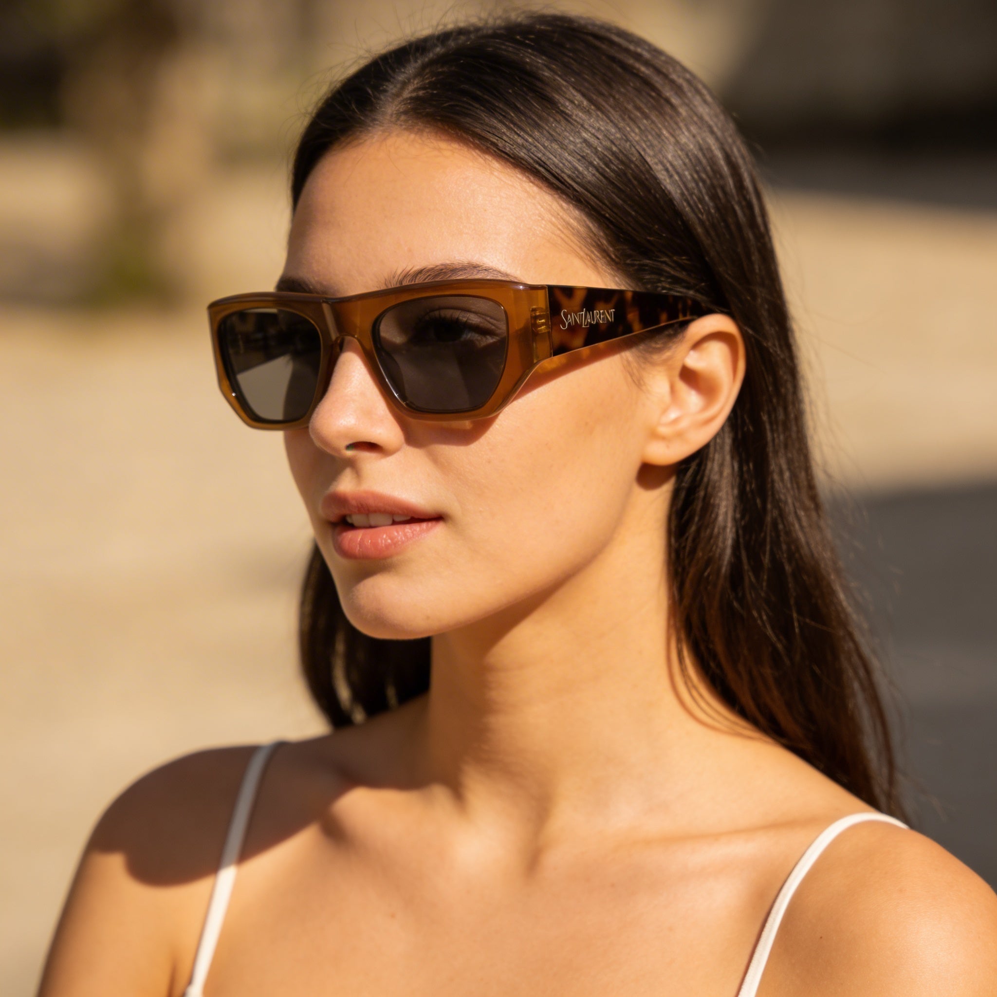 Gafas de sol polarizadas SAINT LAURENT Retro Glam para mujer, color marrón Havana, con logotipo vintage y lentes negras de 52 mm, Photo 4