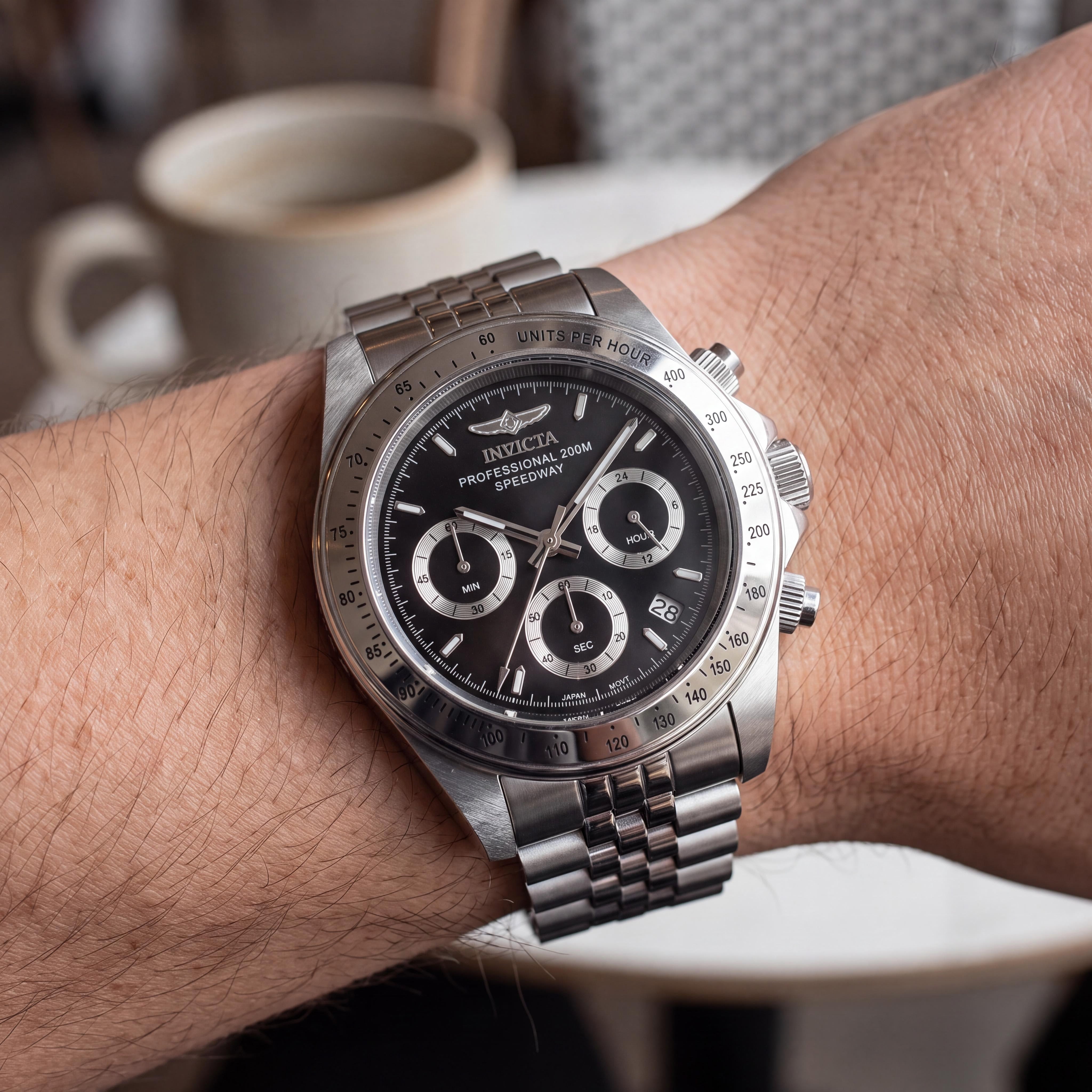 Invicta Speedway 30989 Unisex Chronograph Quartz Silver Stainless Steel Bracelet Watch, Black Dial, 39mm, Photo 4