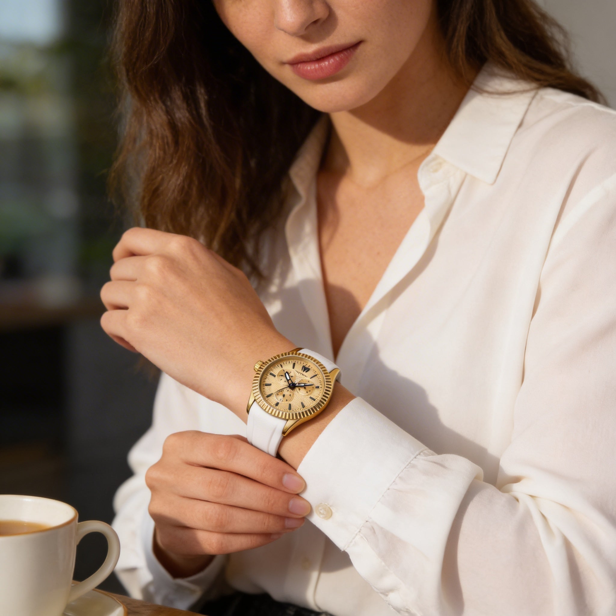 Technomarine Sea TM-724002 Unisex Quartz Watch, 42mm Stainless Steel Case, Gold Dial, Silicone Strap, Photo 4